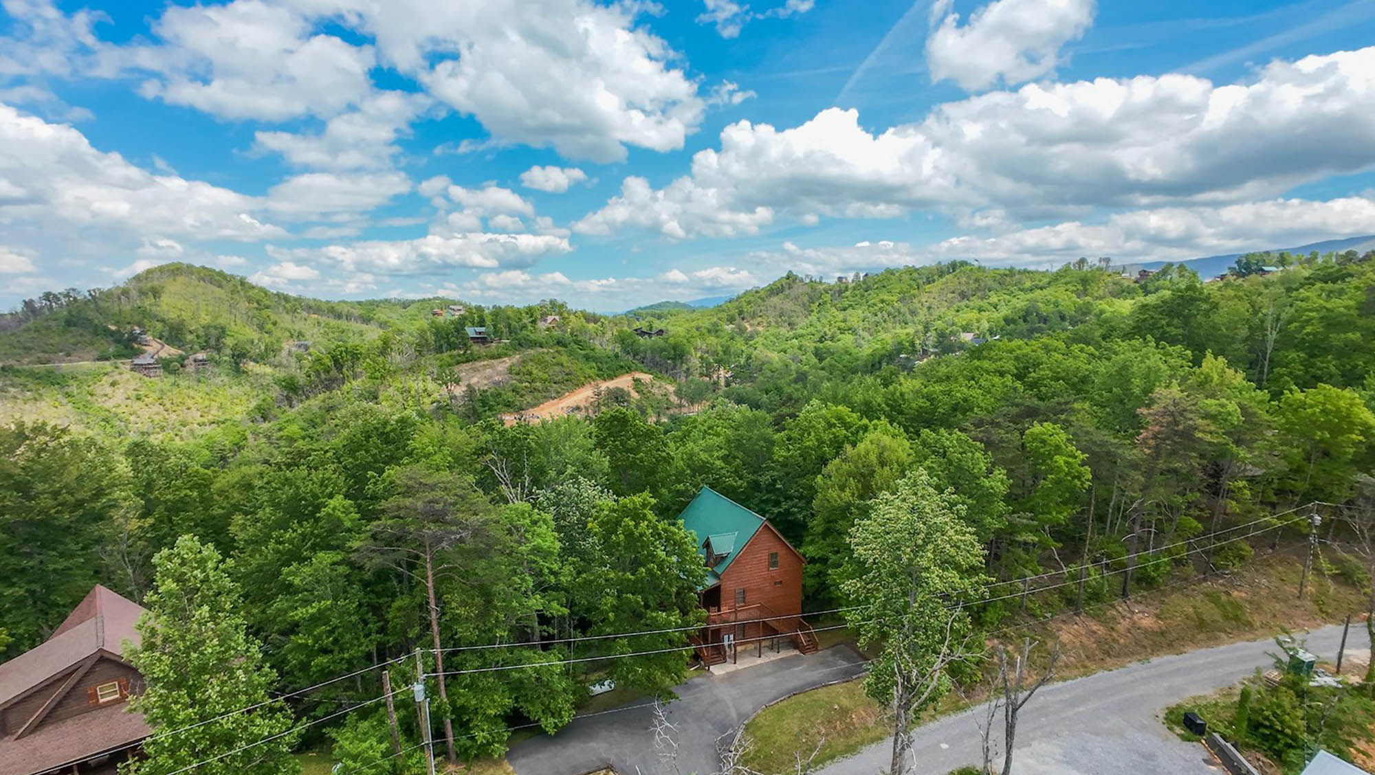 Sevierville, Tennessee, 37862, United States, 3 Bedrooms Bedrooms, ,3 BathroomsBathrooms,Residential,For Sale,1920301