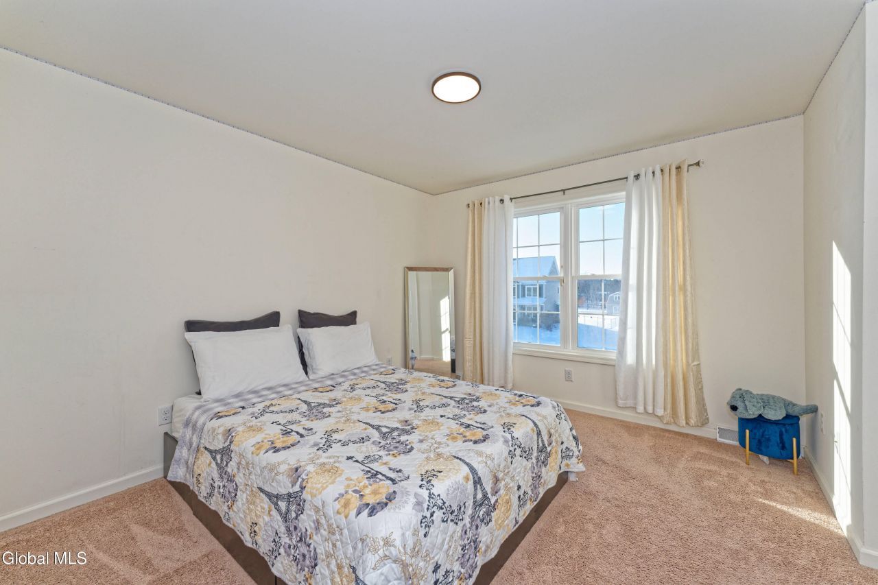 Rensselaer, New York, 12144, United States, 3 Bedrooms Bedrooms, ,3 BathroomsBathrooms,Residential,For Sale,1995950