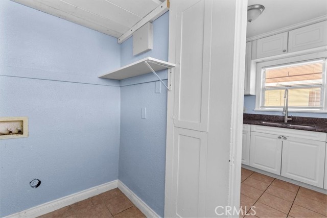 Montebello, California, 90640, United States, 2 Bedrooms Bedrooms, ,1 BathroomBathrooms,Residential,For Sale,2005651