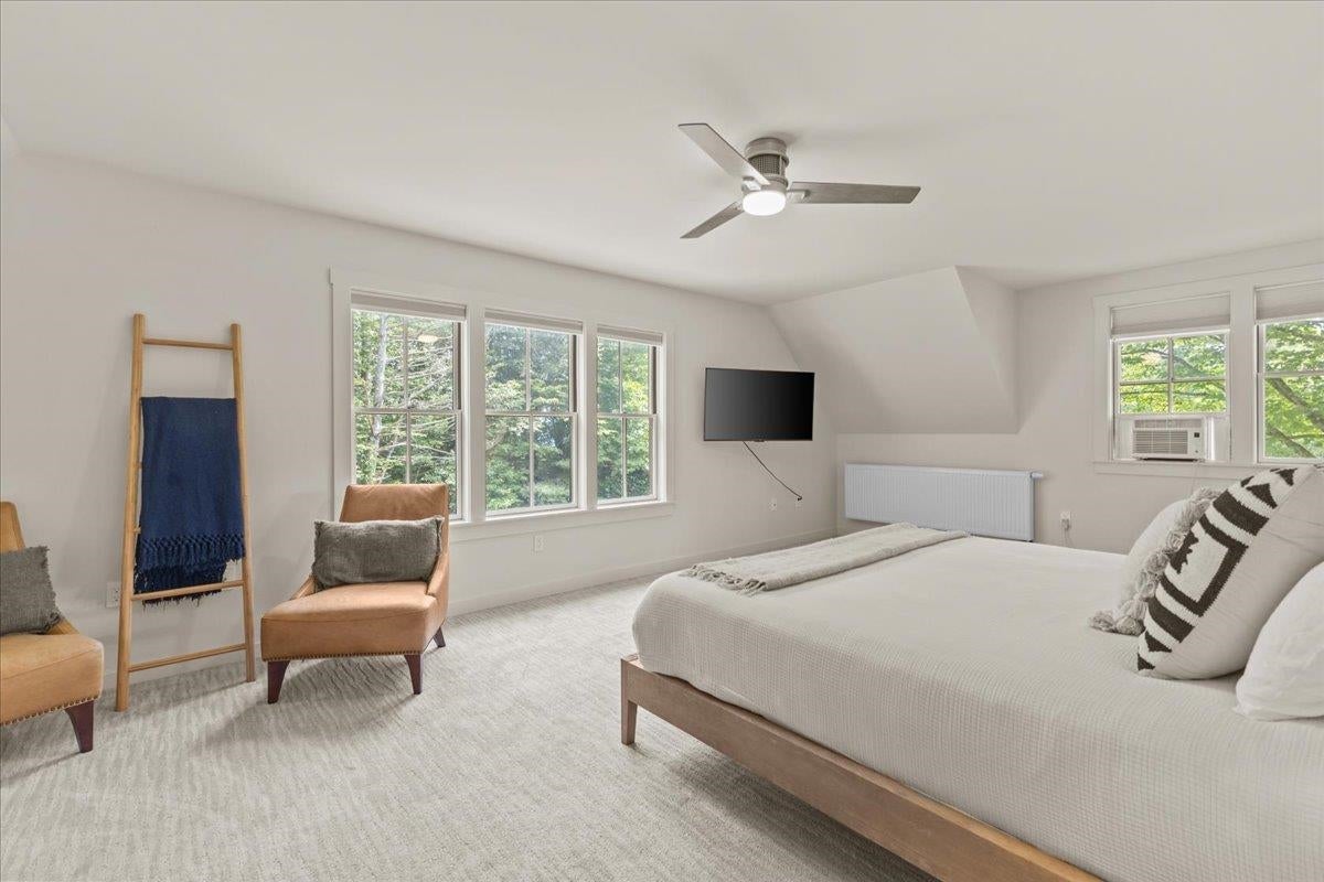 Stowe, Vermont, 05672, United States, 5 Bedrooms Bedrooms, ,7 BathroomsBathrooms,Residential,For Sale,1875535