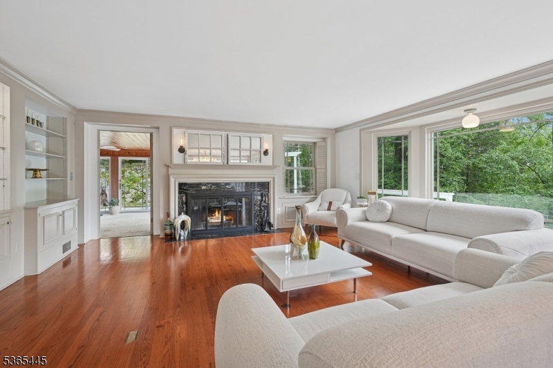 Kinnelon Boro, New Jersey, 07405-2443, United States, 4 Bedrooms Bedrooms, ,3 BathroomsBathrooms,Residential,For Sale,1861963