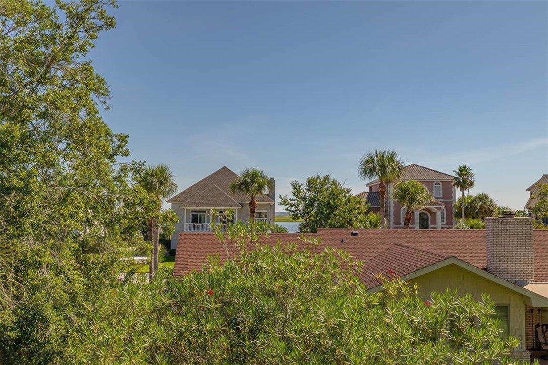 Brunswick, Georgia, 31520, United States, 3 Bedrooms Bedrooms, ,3 BathroomsBathrooms,Residential,For Sale,1895763