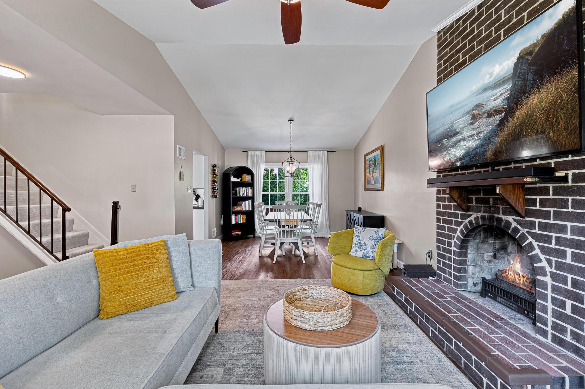  12728 Builders Road, Herndon, VA, 20170 - 物件實景