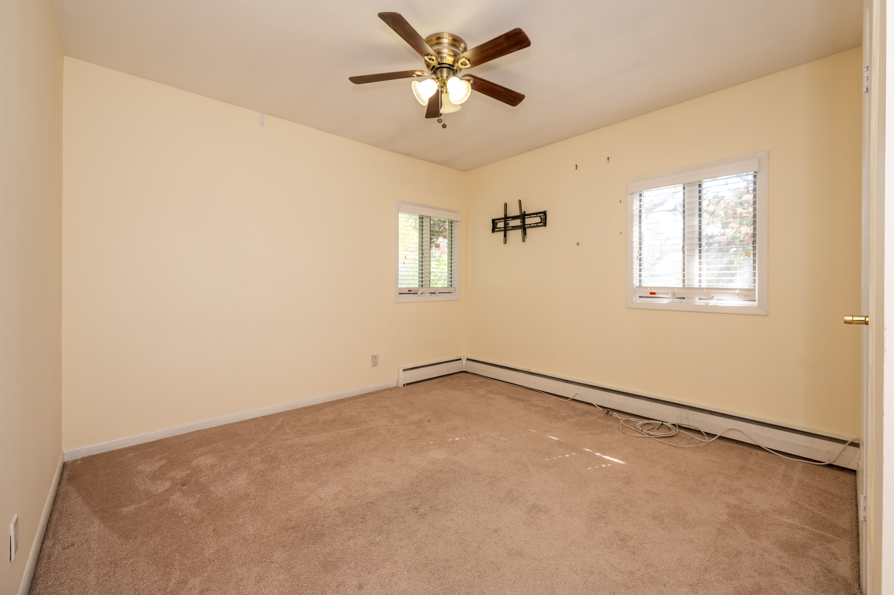  167 Maple Avenue, East Meadow, NY, 11554 - 物件實景