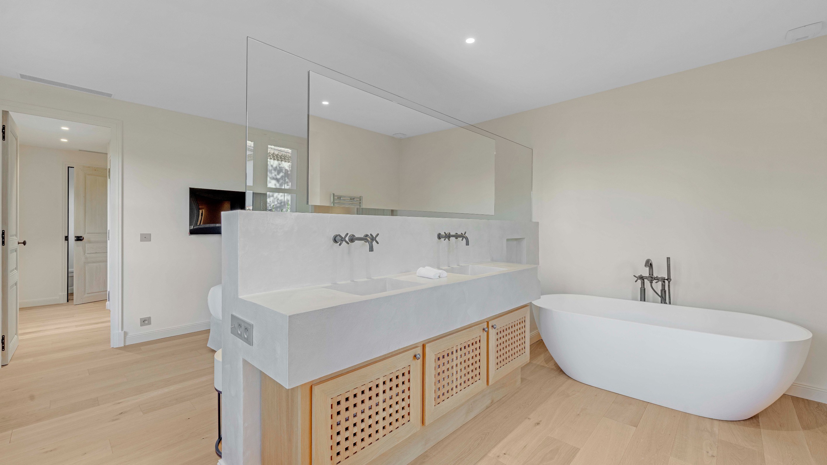  Saint-Tropez: Two villas with private pools for sale near the village center - 物件實景