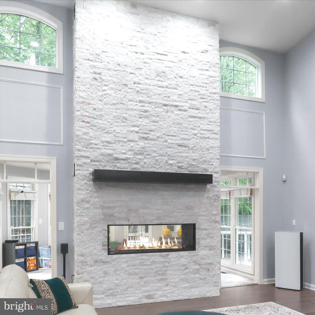 Fairfax Station, Virginia, 22039, United States, 5 Bedrooms Bedrooms, ,6 BathroomsBathrooms,Residential,For Sale,1810572