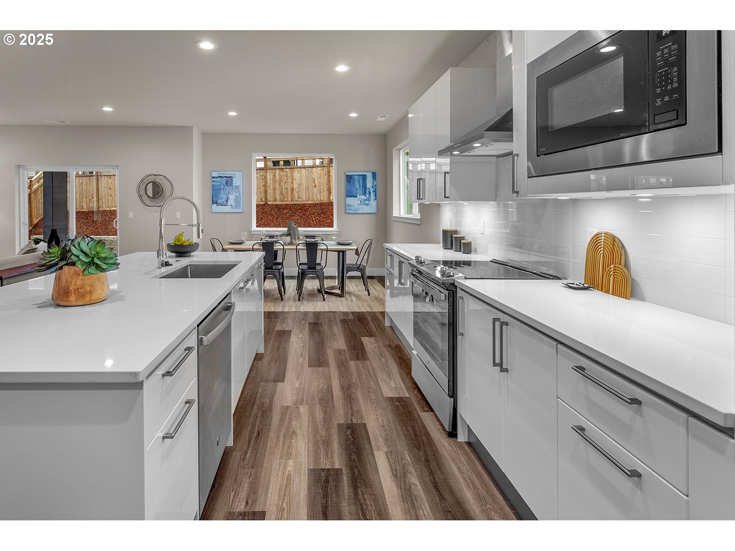 Happy Valley, Oregon, 97086, United States, 4 Bedrooms Bedrooms, ,3 BathroomsBathrooms,Residential,For Sale,1794329