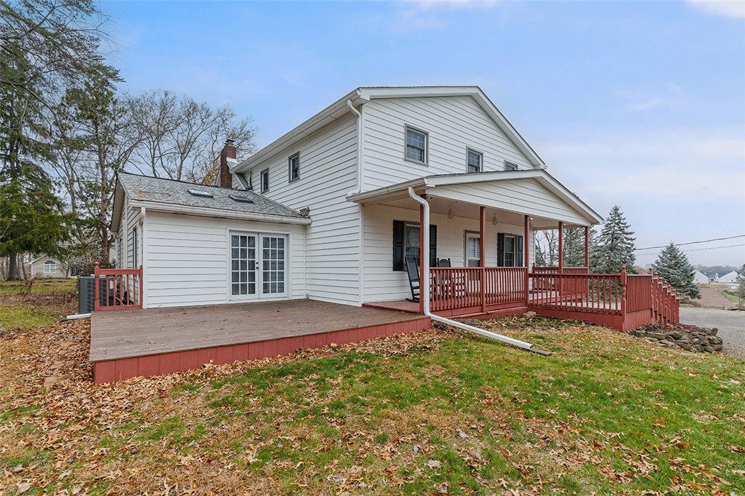 Robinson Twp, Pennsylvania, 15108, United States, 4 Bedrooms Bedrooms, ,5 BathroomsBathrooms,Residential,For Sale,1997080