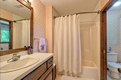 192 Brookwood Drive, Blairsville, Georgia, 30512, United States, 5 Bedrooms Bedrooms, ,6 BathroomsBathrooms,Residential,For Sale,192 Brookwood Drive,1668132