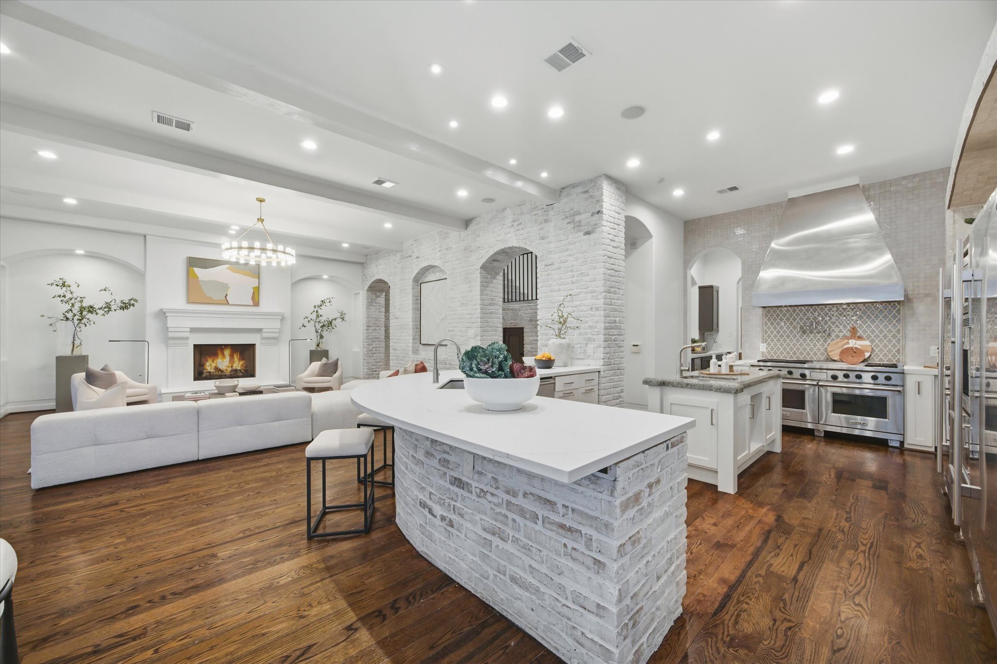  2330 Maroneal Street - 物件實景