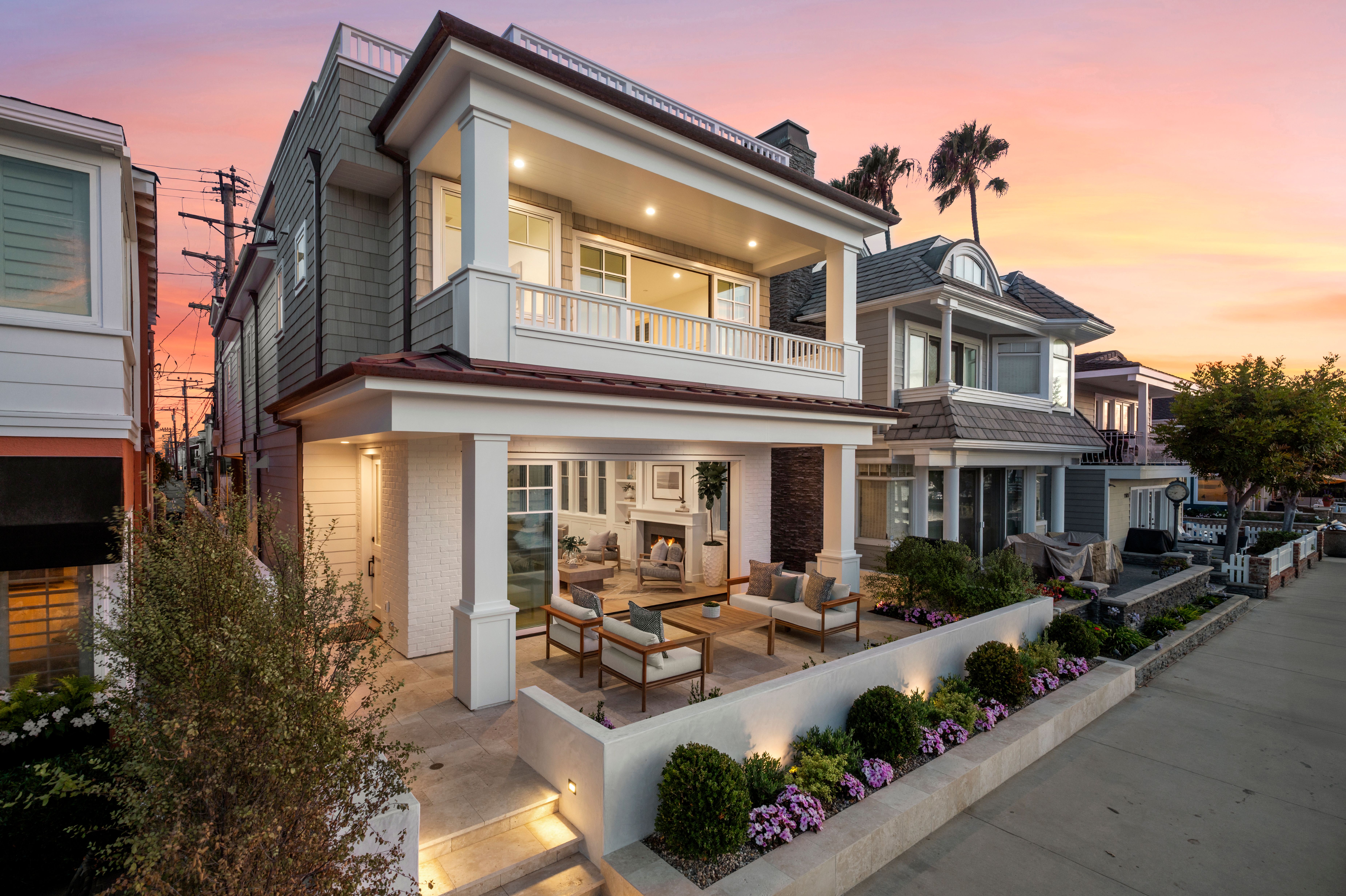 Newport Beach, CA 92662