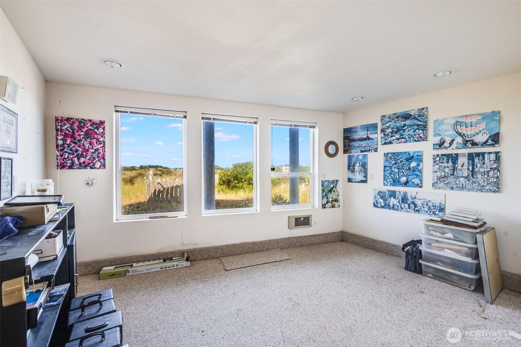 OCEAN SHORES, Washington, 98569, United States, 3 Bedrooms Bedrooms, ,3 BathroomsBathrooms,Residential,For Sale,1918450