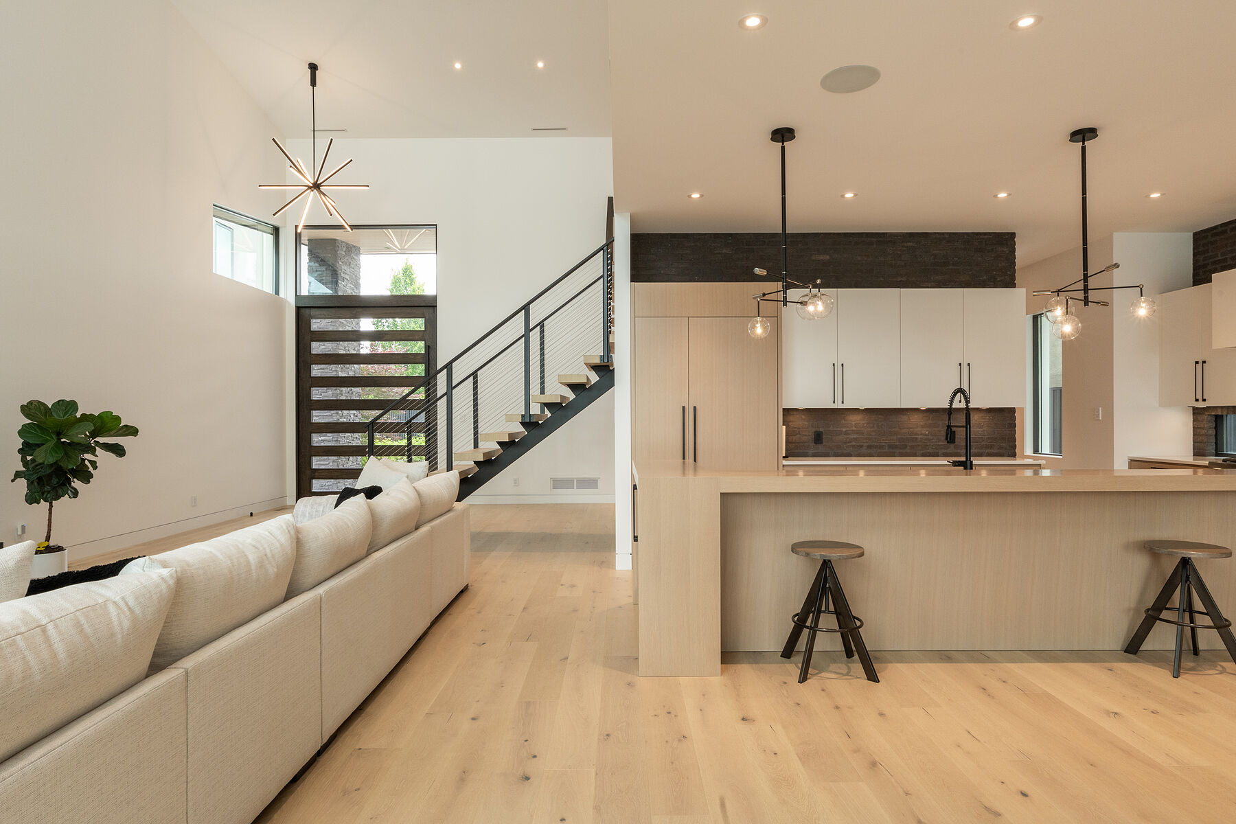  Luxury on the Abbott Corridor - 物件實景