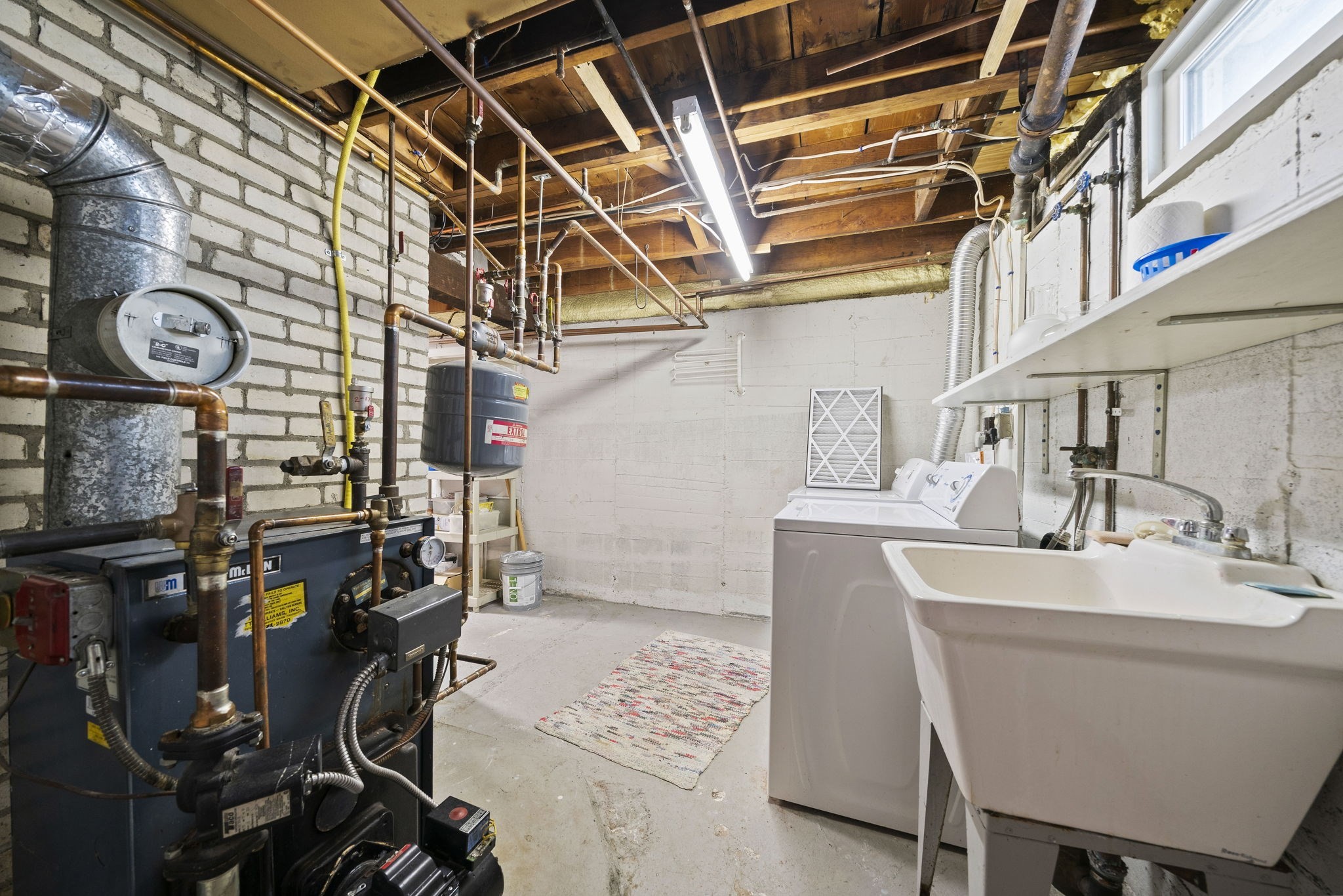 Braintree, Massachusetts, 02184, United States, 2 Bedrooms Bedrooms, ,2 BathroomsBathrooms,Residential,For Sale,1899290