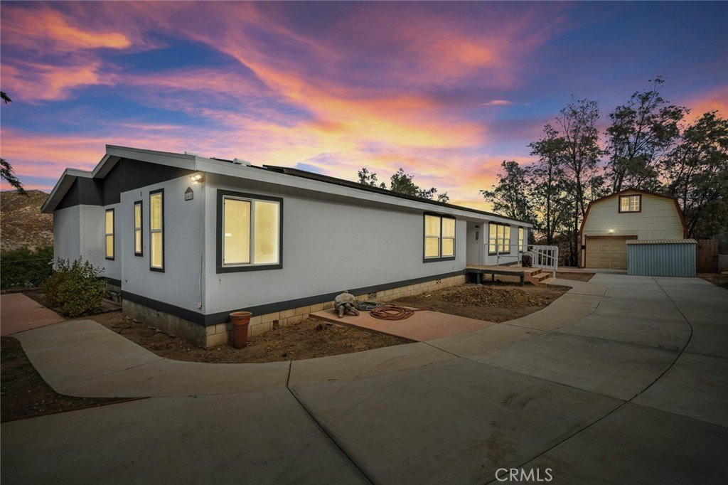 Hemet, California, 92545, United States, 6 Bedrooms Bedrooms, ,3 BathroomsBathrooms,Residential,For Sale,1937118