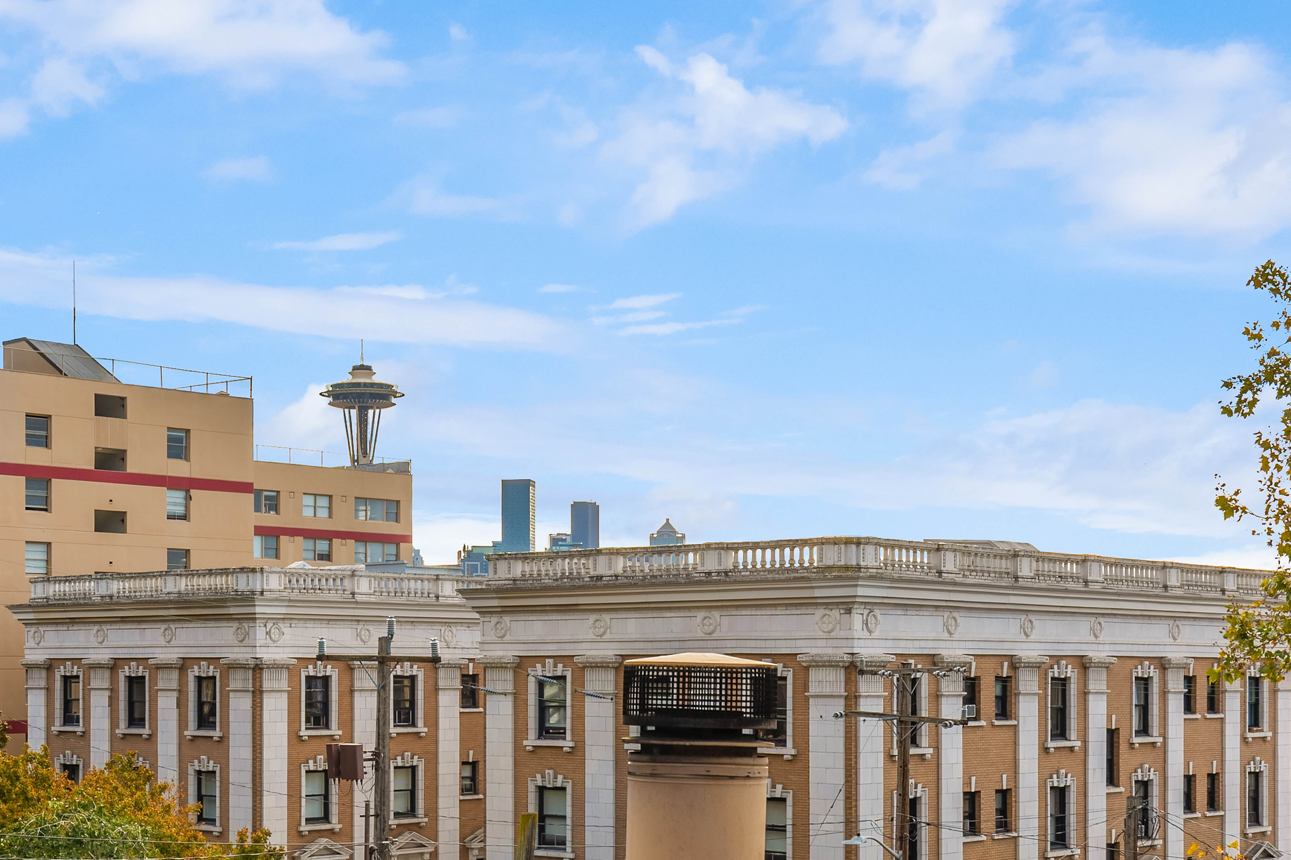  202 W Olympic Place Unit #302, Seattle, WA 98119 - 物件實景