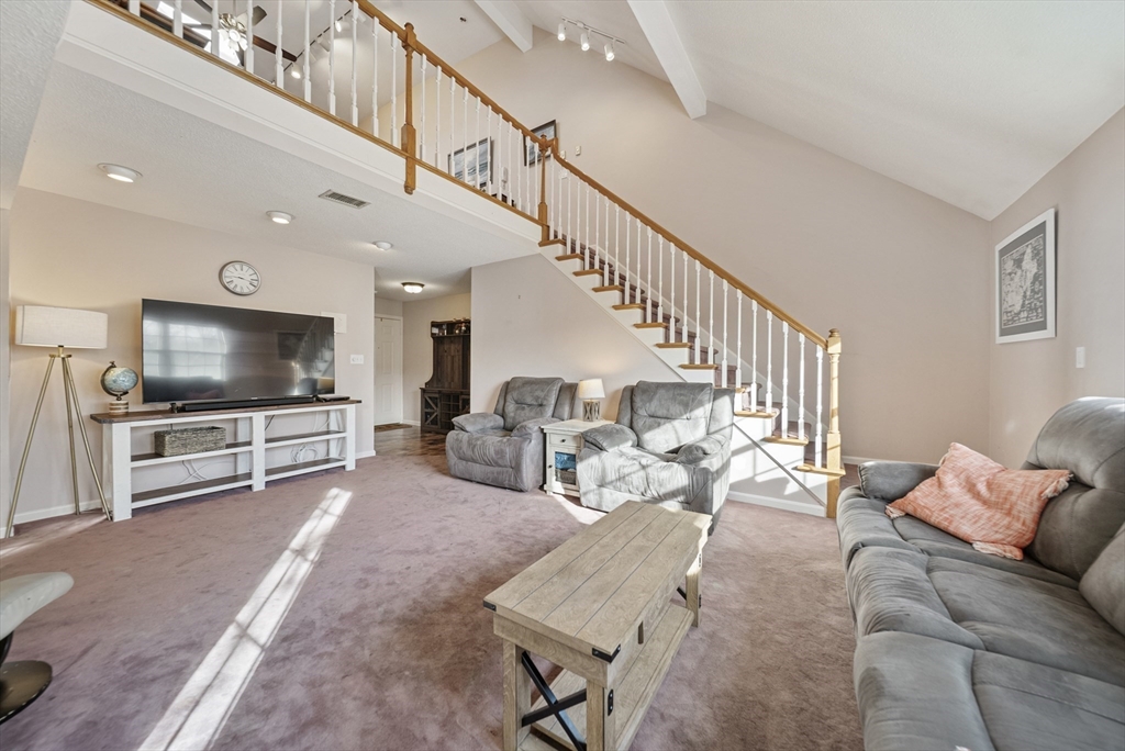 Salem, Massachusetts, 01970, United States, 3 Bedrooms Bedrooms, ,3 BathroomsBathrooms,Residential,For Sale,1990420