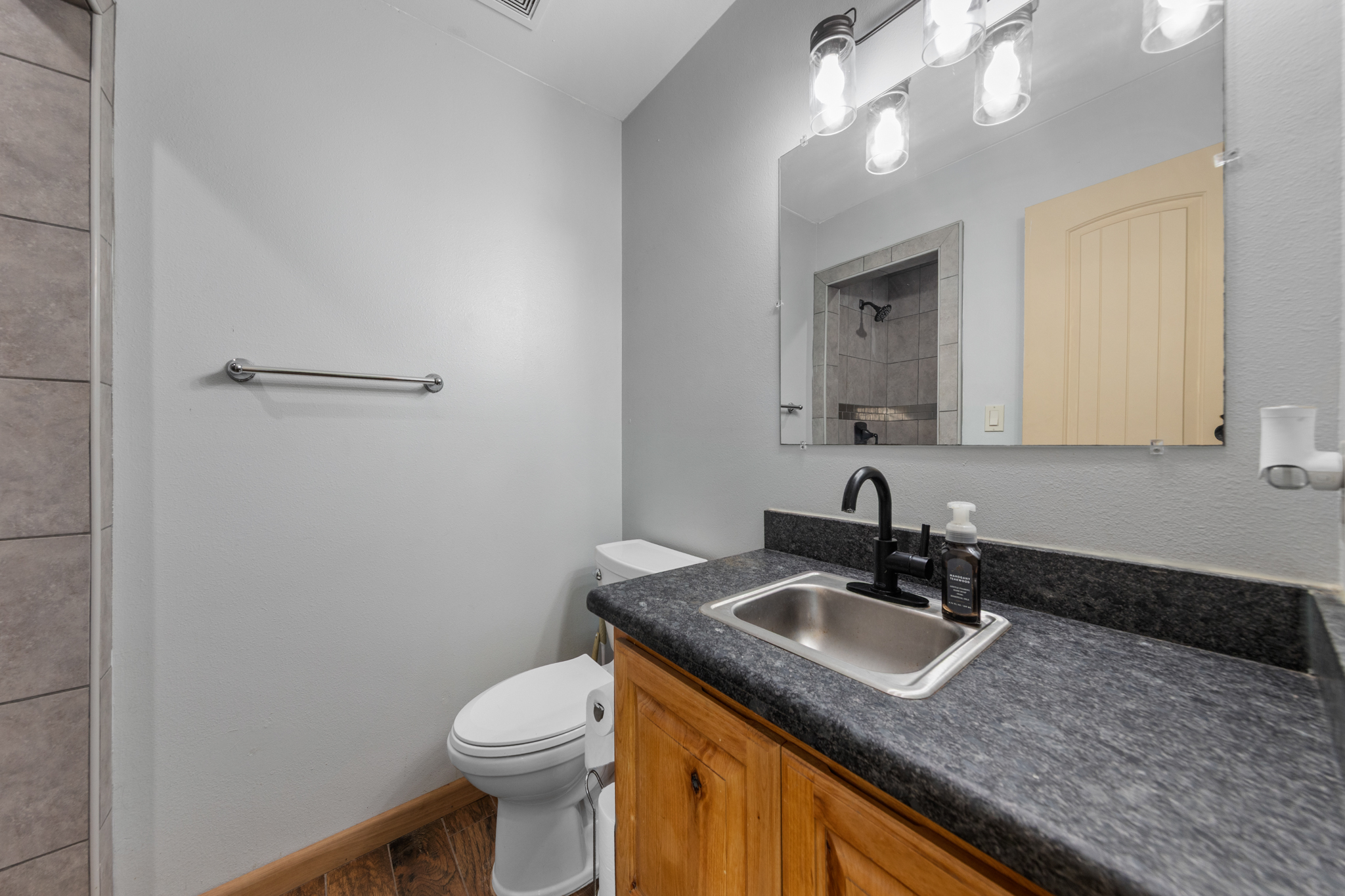 La Feria, Texas, 78559, United States, 3 Bedrooms Bedrooms, ,3 BathroomsBathrooms,Residential,For Sale,1890902