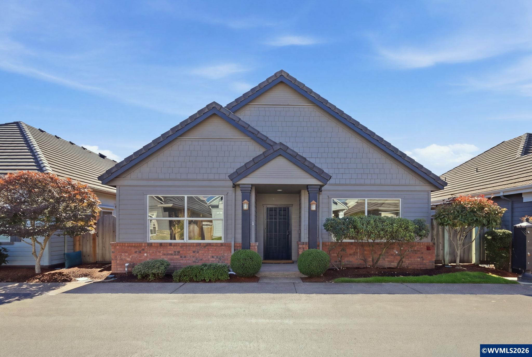 Lakeland Way, Eugene, OR 97408