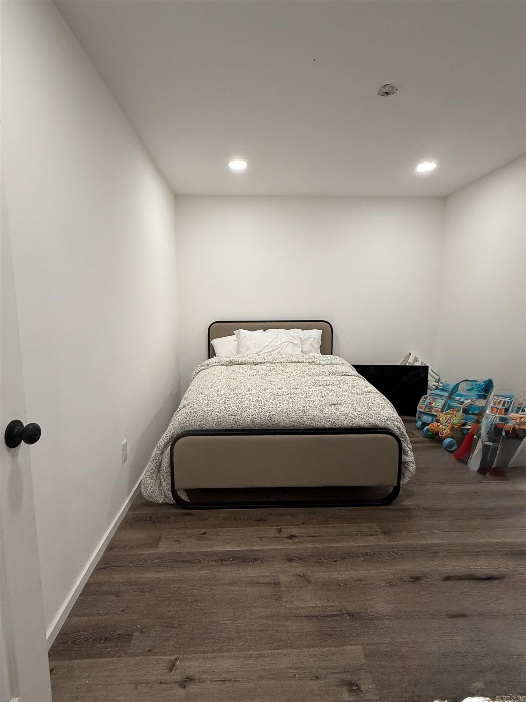 Traskwood, Arkansas, 72167, United States, 5 Bedrooms Bedrooms, ,4 BathroomsBathrooms,Residential,For Sale,1976094