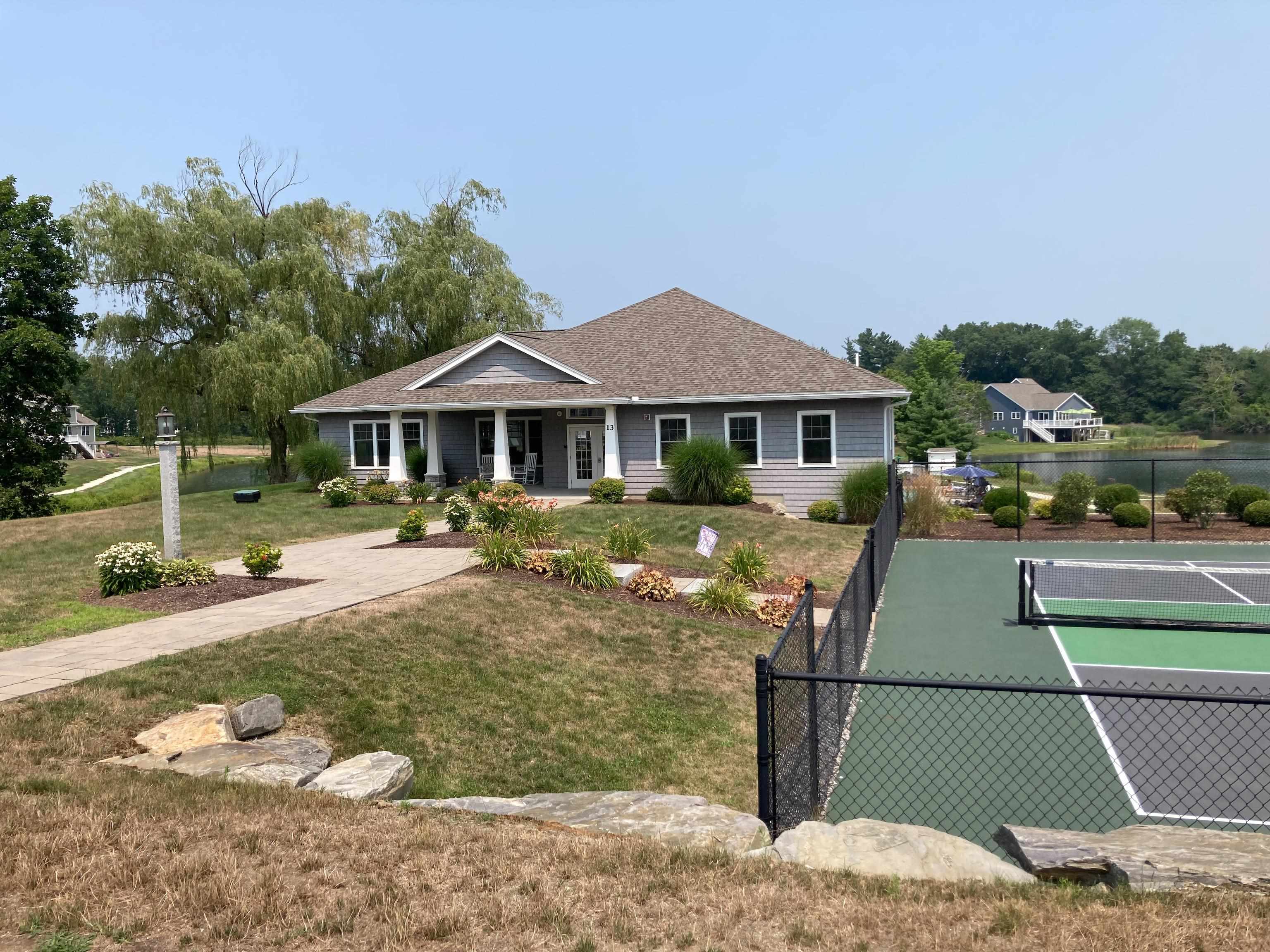 Brentwood, New Hampshire, 03833, United States, 2 Bedrooms Bedrooms, ,2 BathroomsBathrooms,Residential,For Sale,1905926