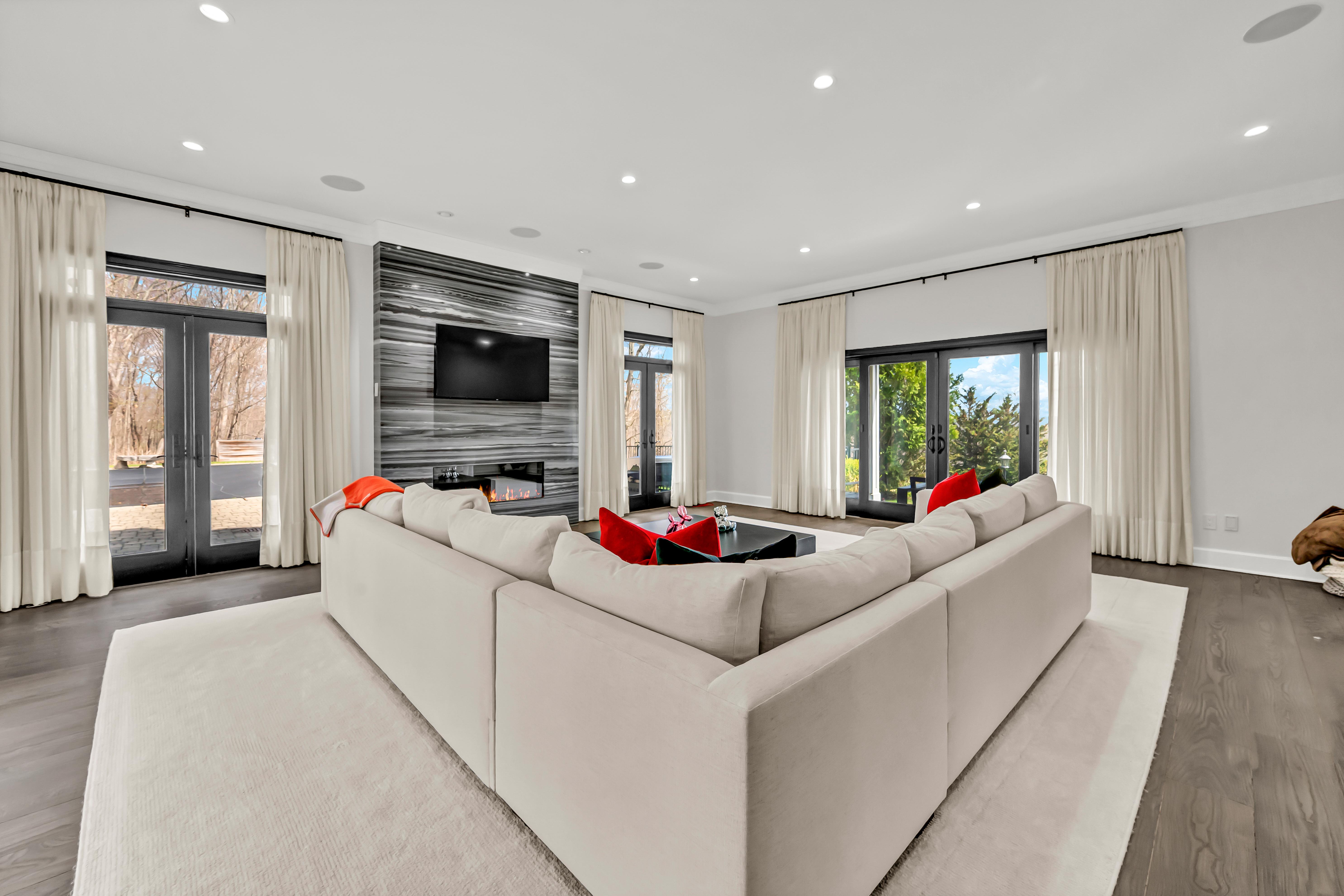  Magnificent Home with Glorious Views - 物件實景