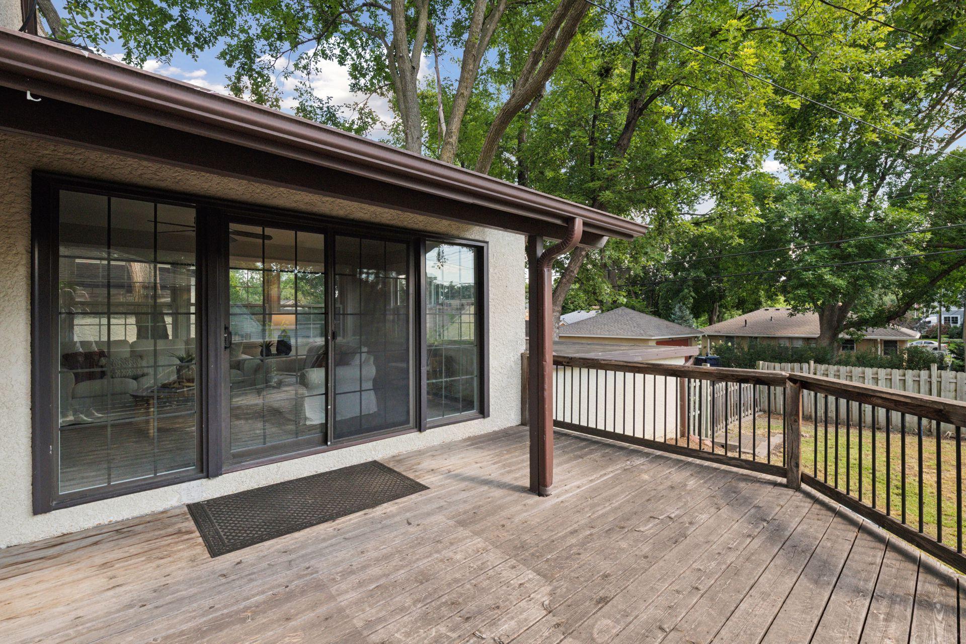 Minneapolis, Minnesota, 55410, United States, 4 Bedrooms Bedrooms, ,1 BathroomBathrooms,Residential,For Sale,1939161