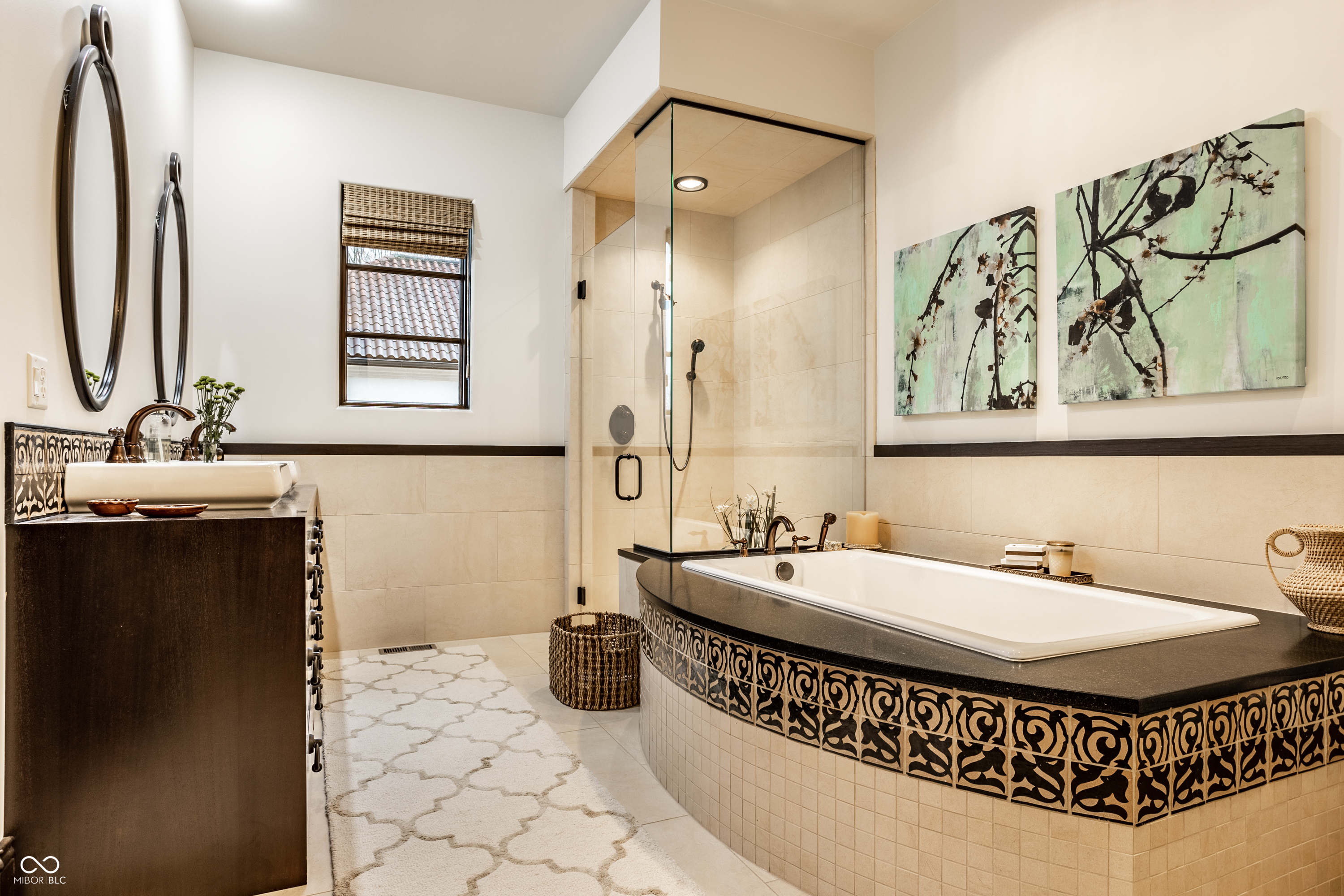 Zionsville, Indiana, 46077, United States, 5 Bedrooms Bedrooms, ,9 BathroomsBathrooms,Residential,For Sale,2012395