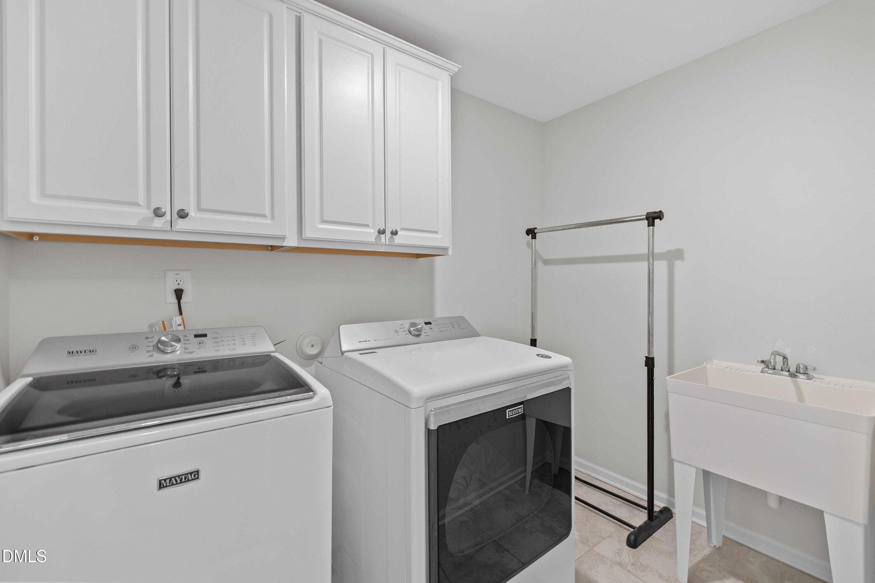 Wake Forest, North Carolina, 27587, United States, 4 Bedrooms Bedrooms, ,3 BathroomsBathrooms,Residential,For Sale,1994792