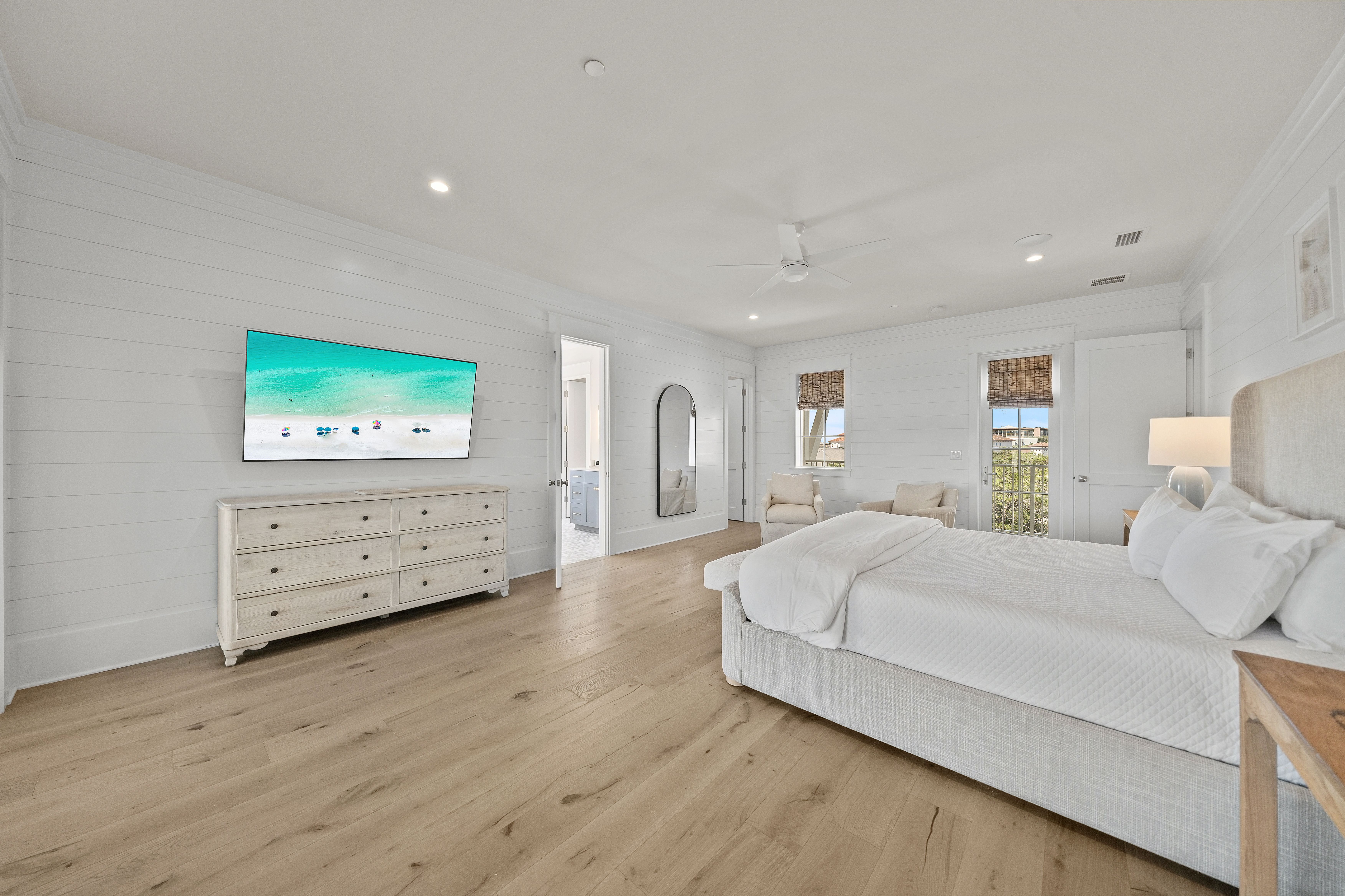  Gulf Serenity  Newer-Construction 8-Bedroom Luxury Home with Rooftop Terrace - 物件實景