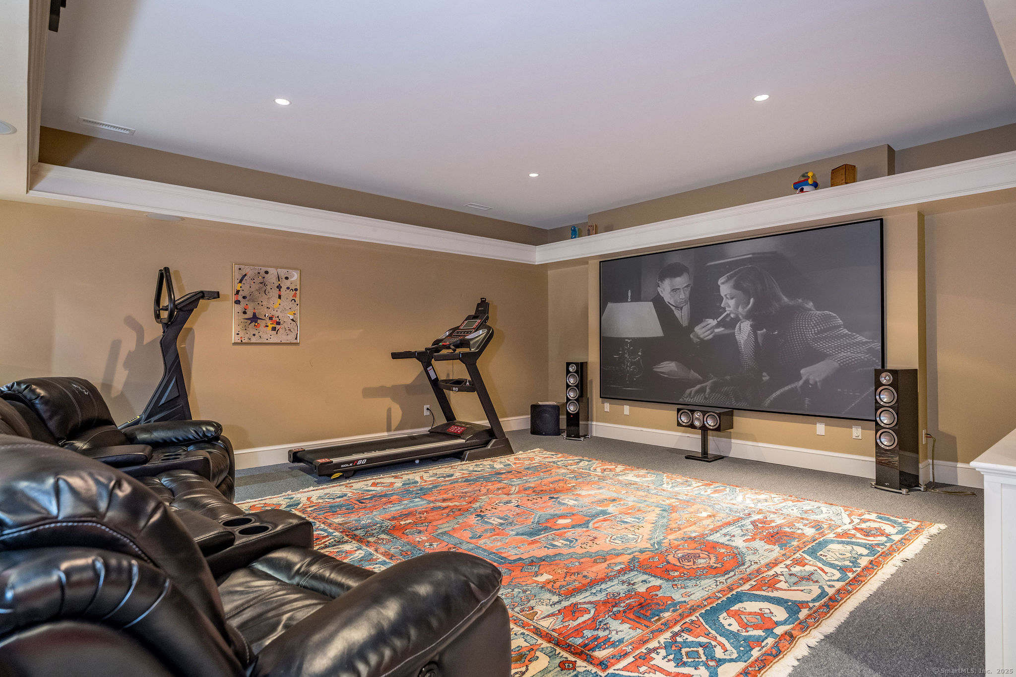 Guilford, Connecticut, 06437, United States, 5 Bedrooms Bedrooms, ,8 BathroomsBathrooms,Residential,For Sale,1903755