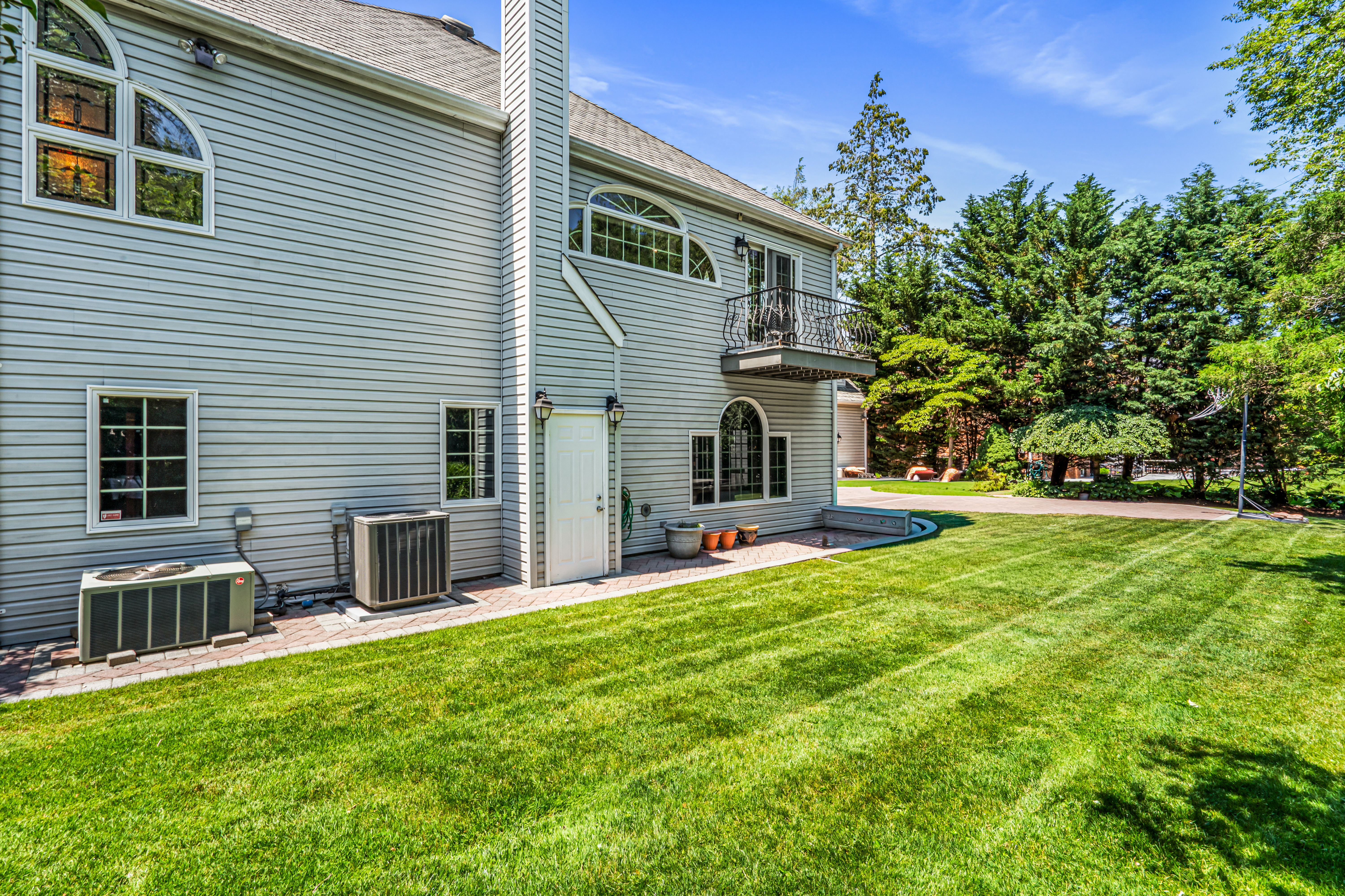 86 Dorchester Drive, Manhasset, NY 11030 - 物件實景