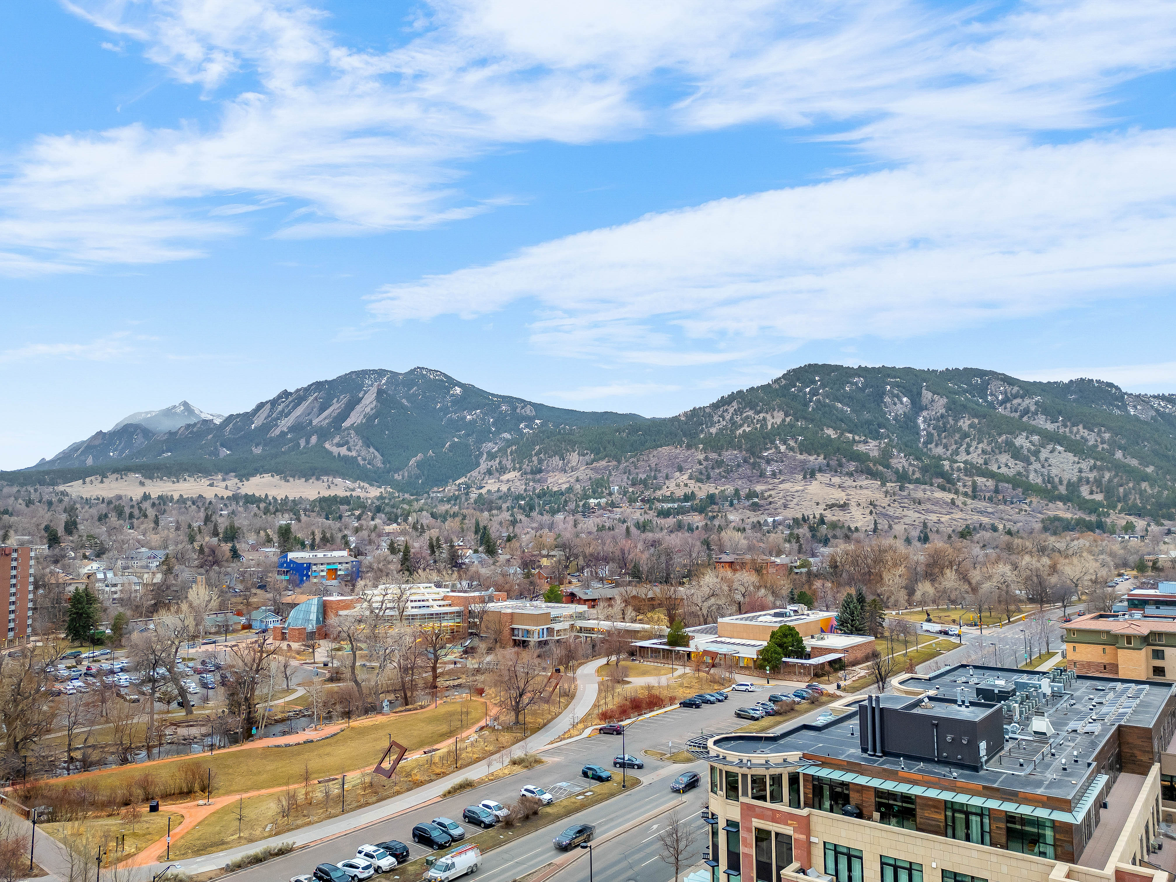  Boulder Living at it