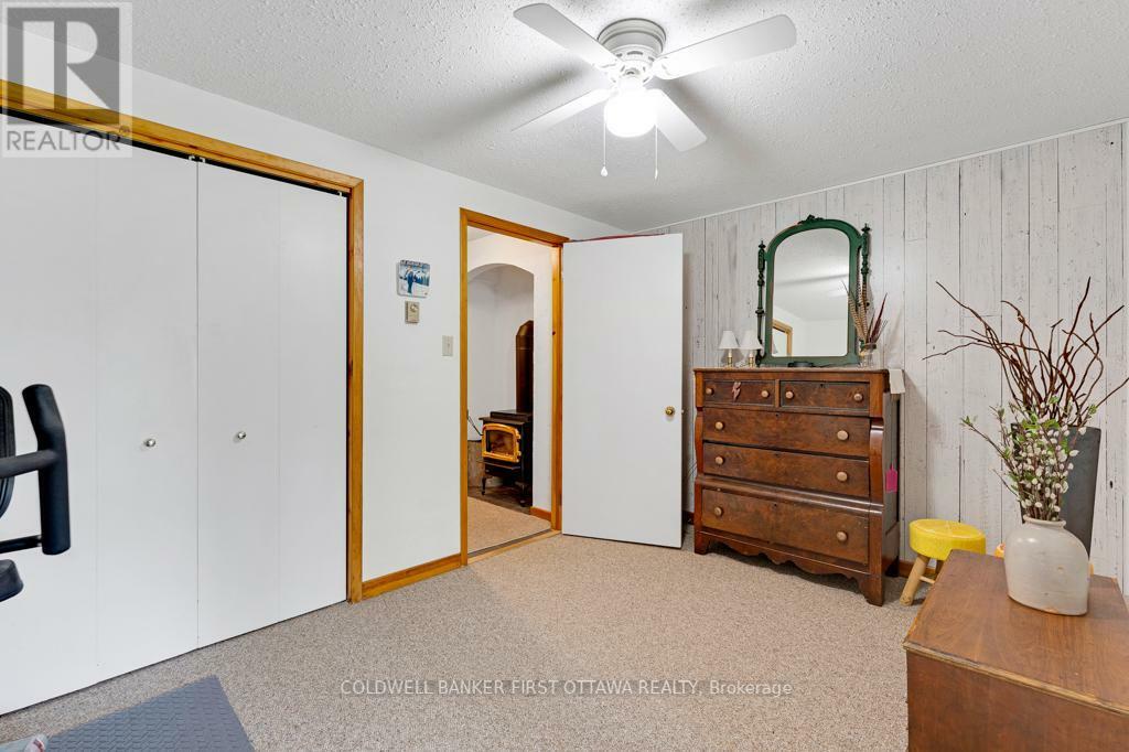 FRONTENAC (FRONTENAC NORTH), Ontario, K0H 2R0, CA, 3 Bedrooms Bedrooms, ,2 BathroomsBathrooms,Residential,For Sale,1866514