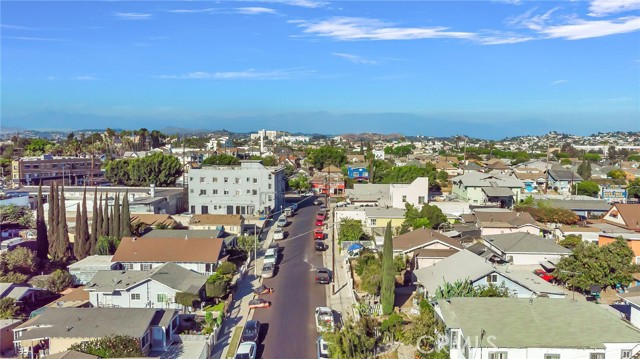 Los Angeles, California, 90023, United States, 3 Bedrooms Bedrooms, ,Residential,For Sale,1879139