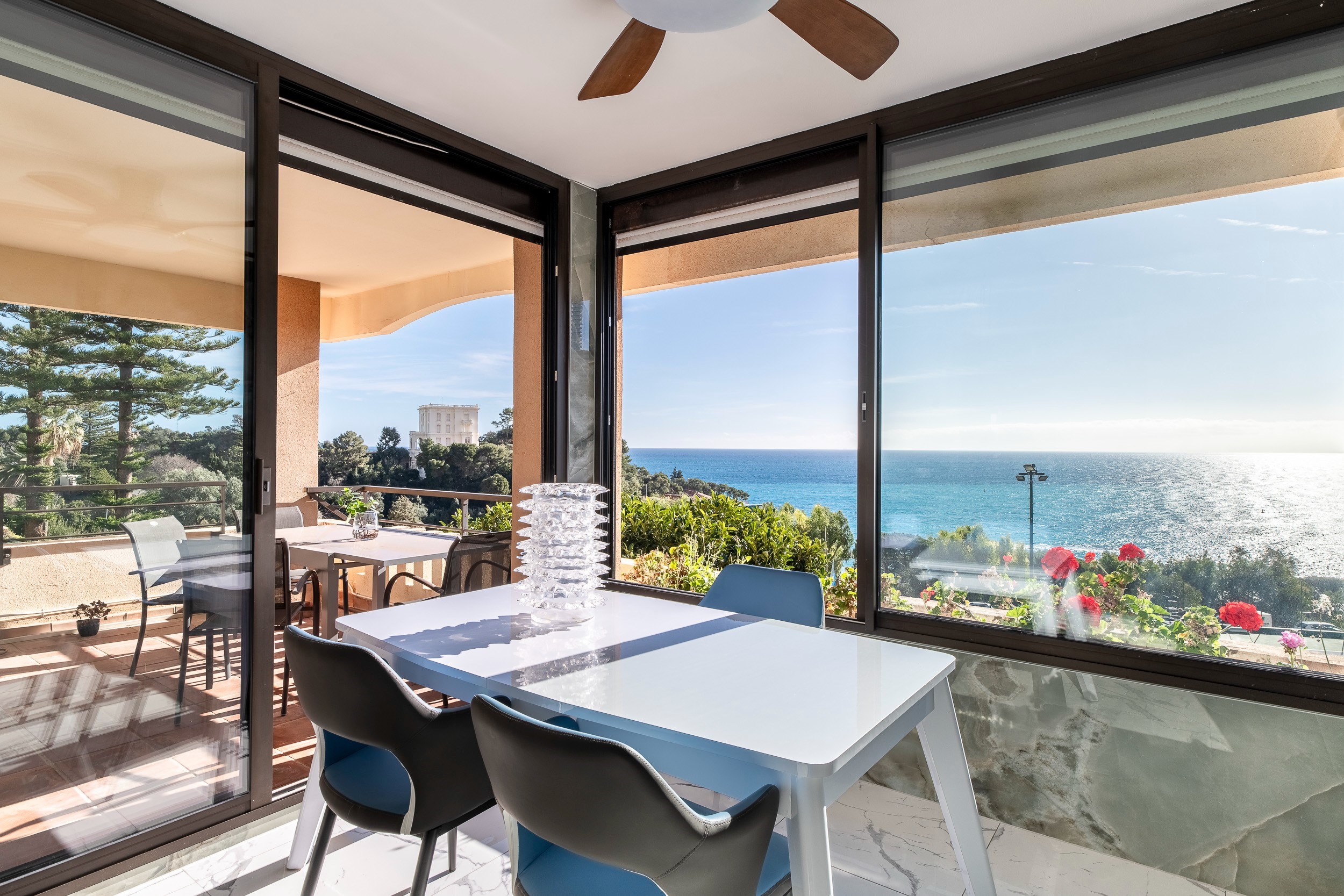  Luxury seafront apartment with panoramic views near Monaco - 物件實景