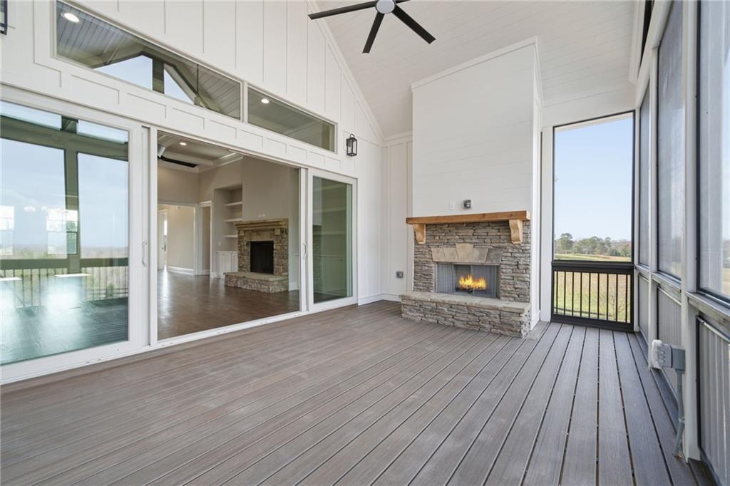 Gainesville, Georgia, 30506, United States, 4 Bedrooms Bedrooms, ,5 BathroomsBathrooms,Residential,For Sale,2008564