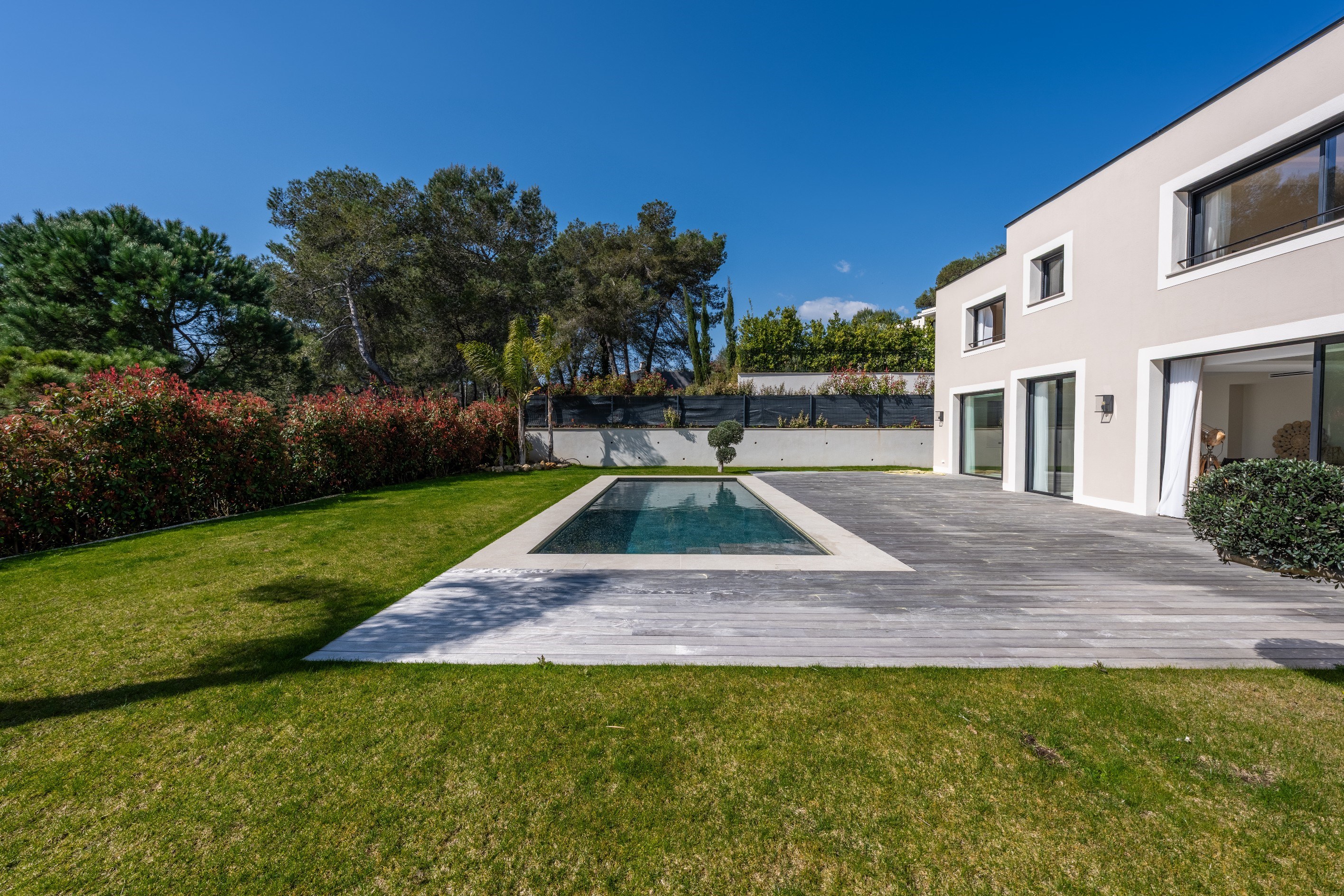  Mouans-Sartoux contemporary villa 280 sqm built in 2021 with pool near Valbonne - 物件實景