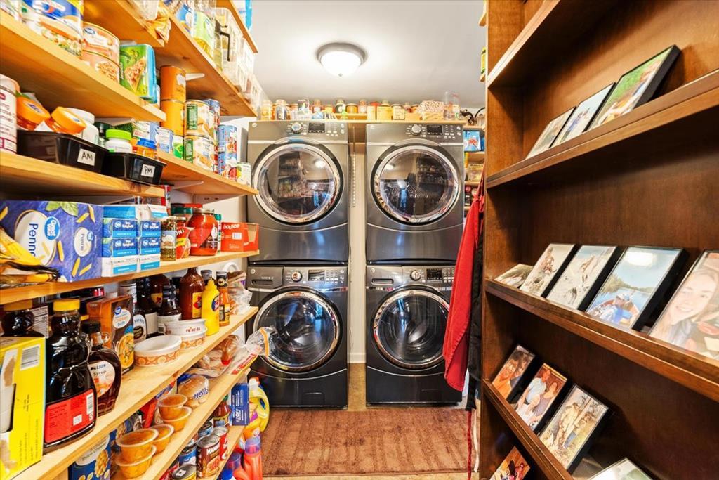 Cohutta, Georgia, 30710, United States, 3 Bedrooms Bedrooms, ,4 BathroomsBathrooms,Residential,For Sale,1998890