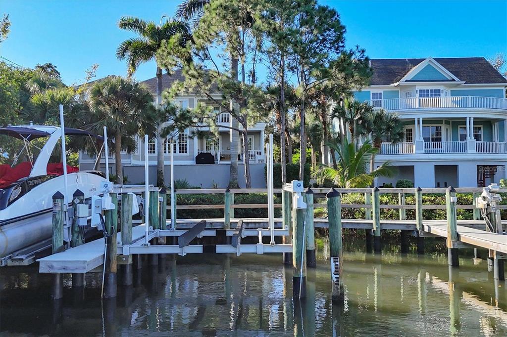 Sarasota, Florida, 34236, United States, 3 Bedrooms Bedrooms, ,3 BathroomsBathrooms,Residential,For Sale,1995531