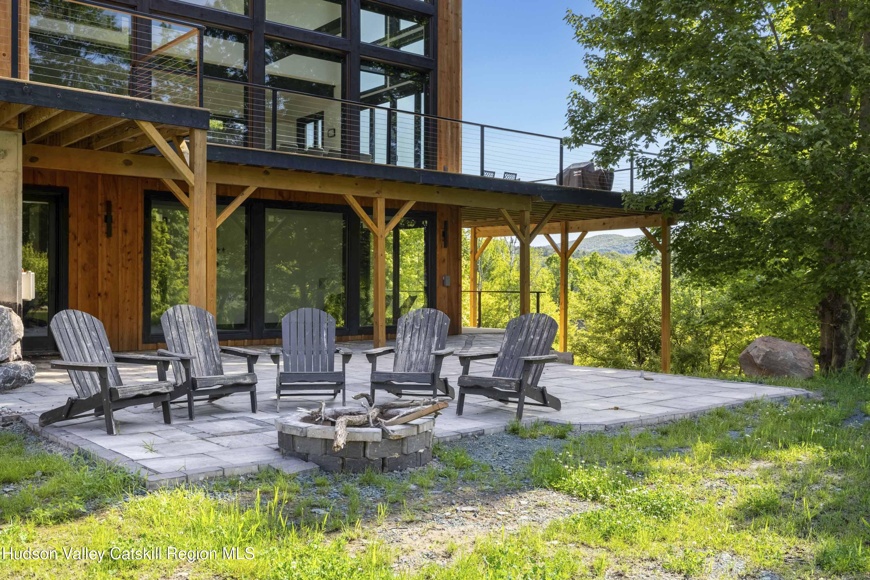 Windham, New York, 12496, United States, 5 Bedrooms Bedrooms, ,5 BathroomsBathrooms,Residential,For Sale,1848875