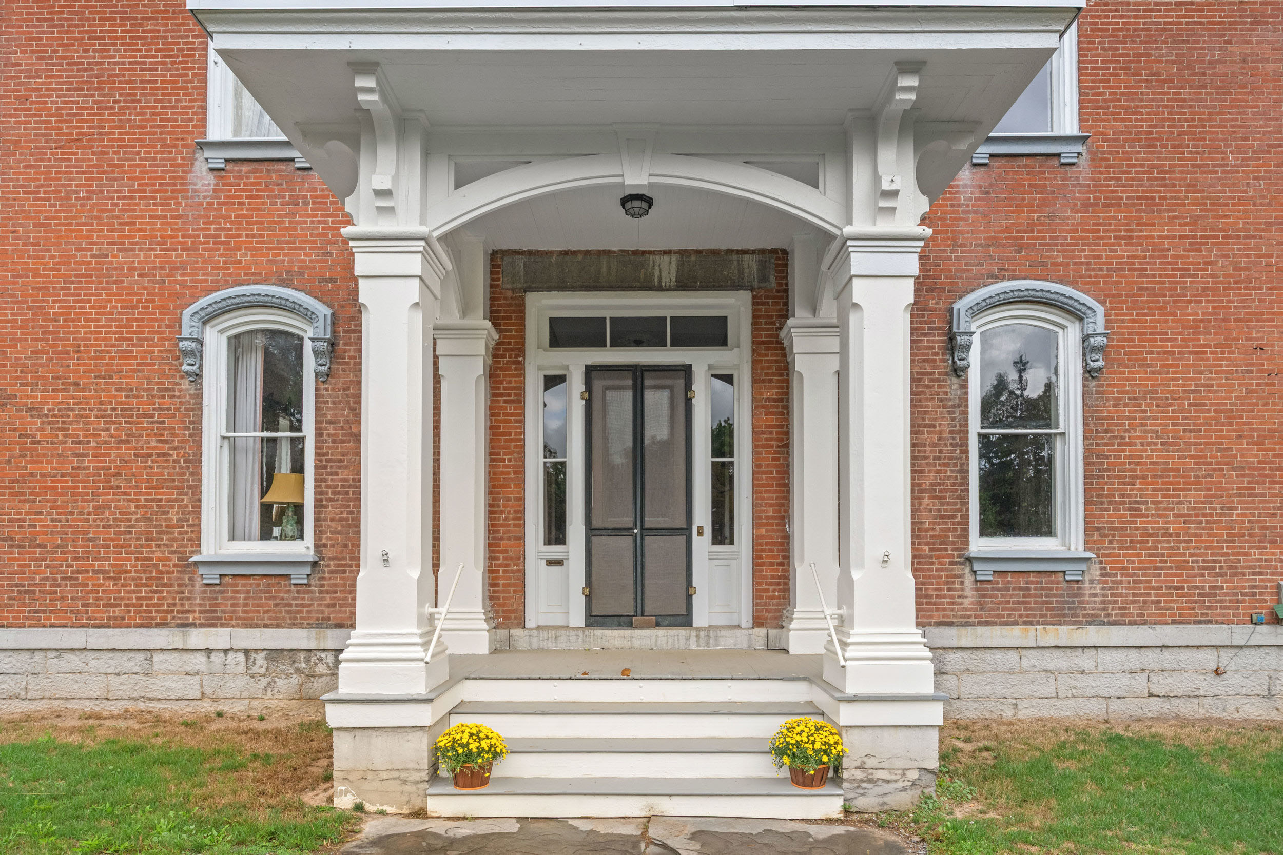 Geneva, New York, 14456, United States, 7 Bedrooms Bedrooms, ,4 BathroomsBathrooms,Residential,For Sale,1982017