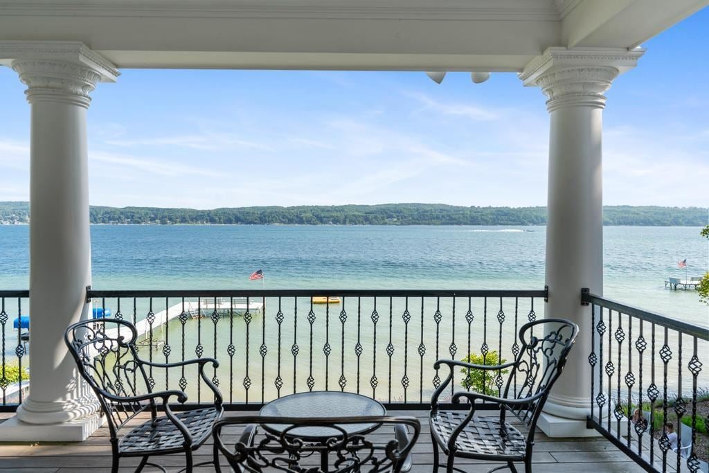 Boyne City, Michigan, 49712, United States, 5 Bedrooms Bedrooms, ,6 BathroomsBathrooms,Residential,For Sale,1890151