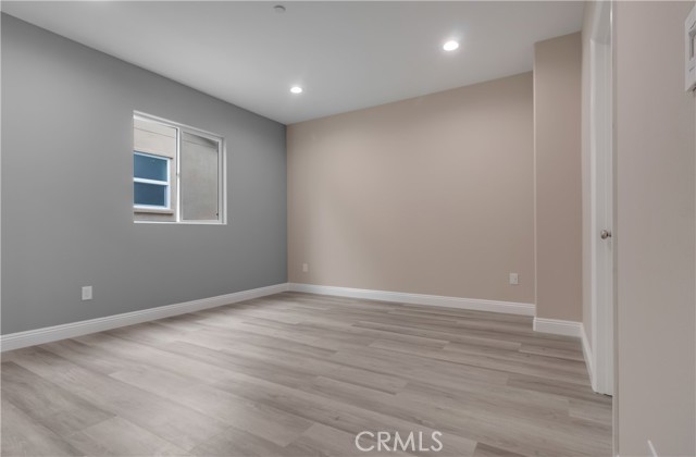 Hawaiian Gardens, California, 90716, United States, 6 Bedrooms Bedrooms, ,Residential,For Sale,1985769