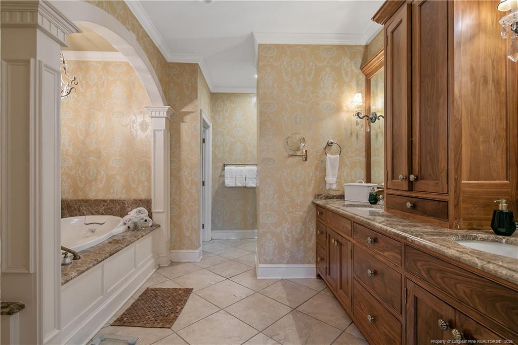 Fayetteville, North Carolina, 28303, United States, 4 Bedrooms Bedrooms, ,5 BathroomsBathrooms,Residential,For Sale,1992952