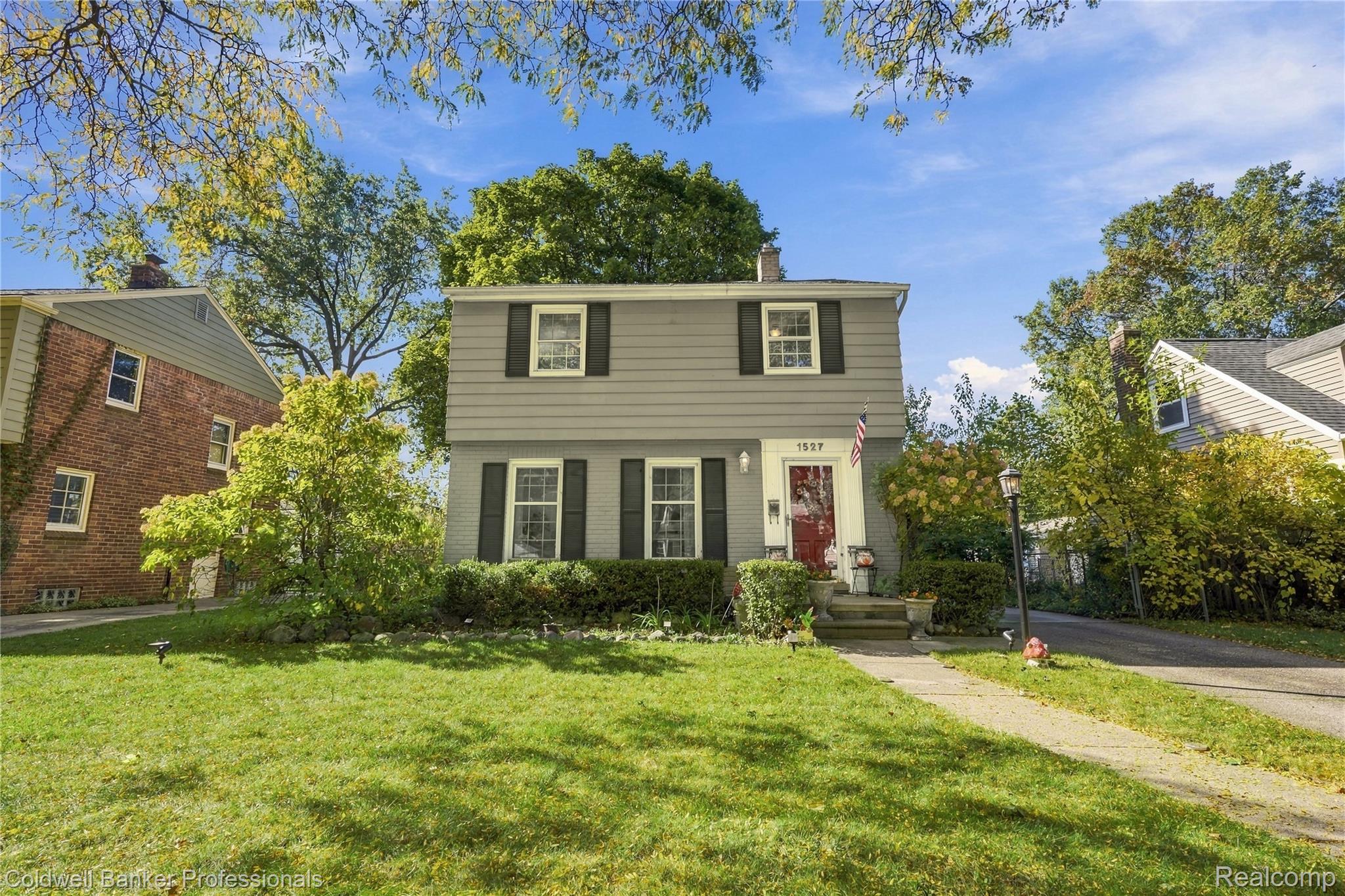 Blair Ave, Royal Oak, MI 48067