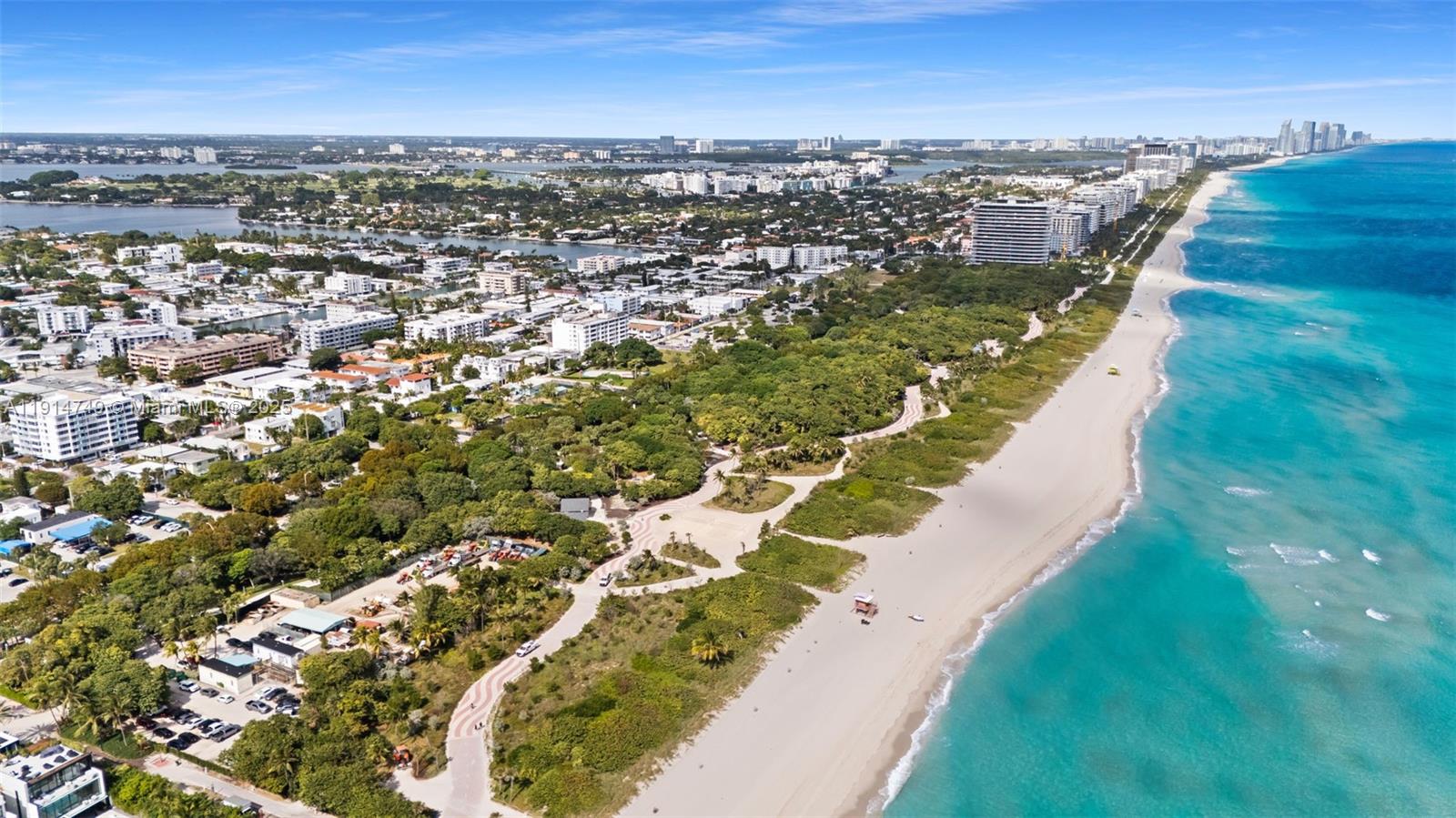 Miami Beach, Florida, 33141, United States, 2 Bedrooms Bedrooms, ,3 BathroomsBathrooms,Residential,For Sale,1993414