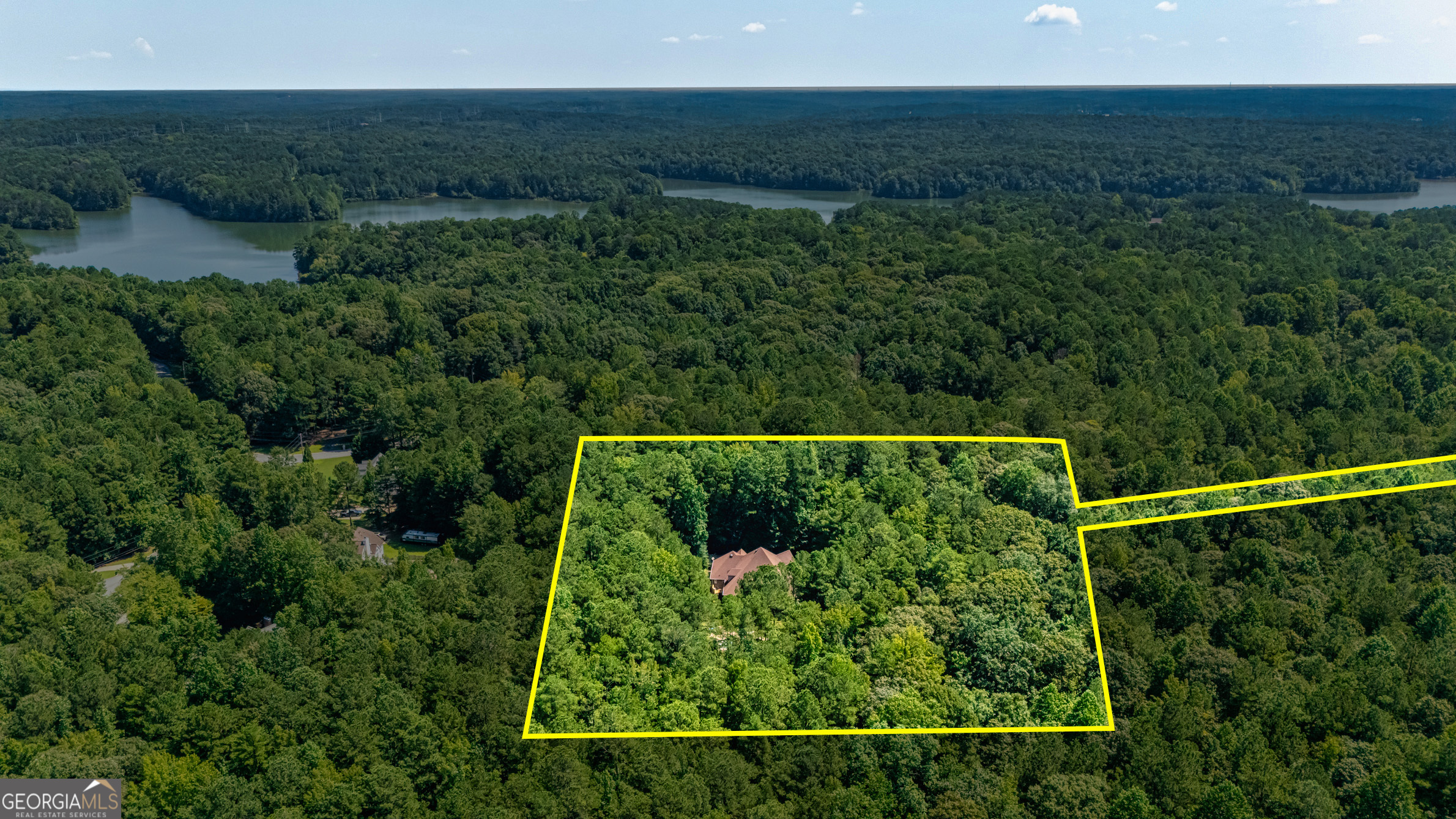 Newnan, Georgia, 30263, United States, 4 Bedrooms Bedrooms, ,5 BathroomsBathrooms,Residential,For Sale,1932602