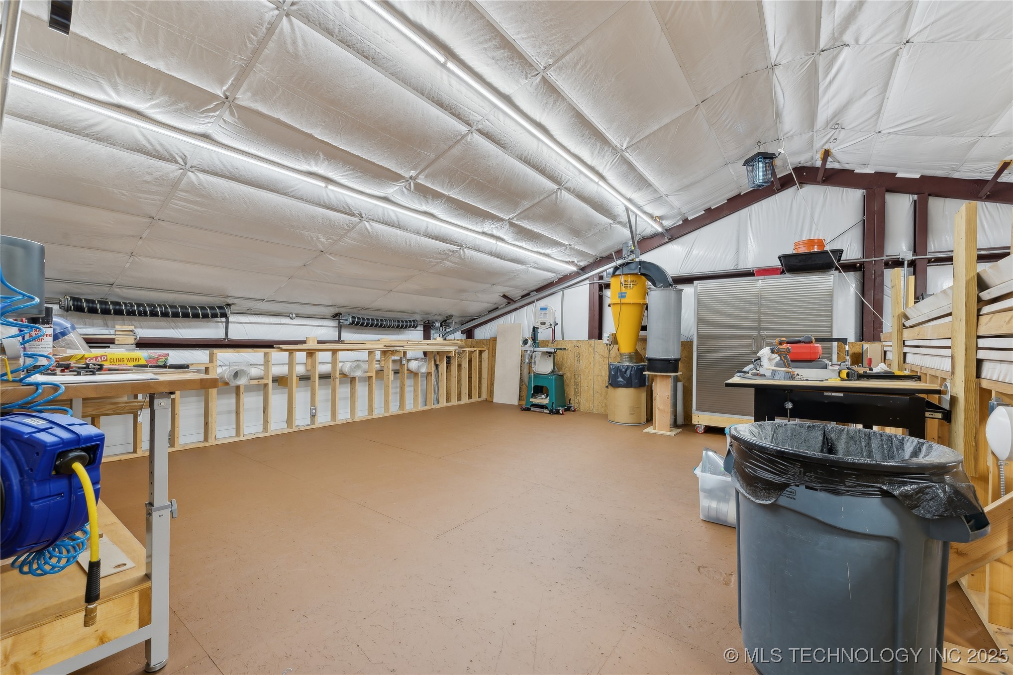 Glenpool, Oklahoma, 74033, United States, 2 Bedrooms Bedrooms, ,2 BathroomsBathrooms,Residential,For Sale,1991675