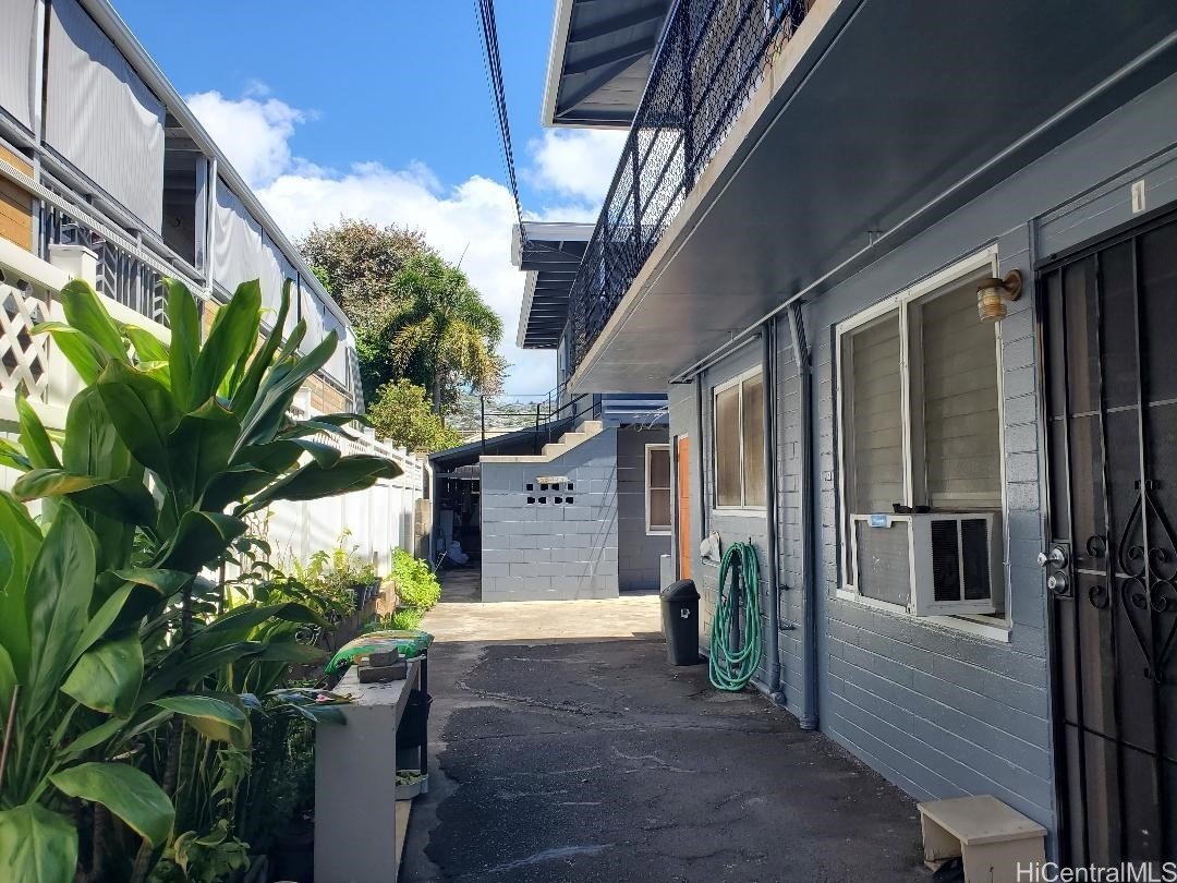 Honolulu, Hawaii, 96816, United States, ,Residential,For Sale,1990776